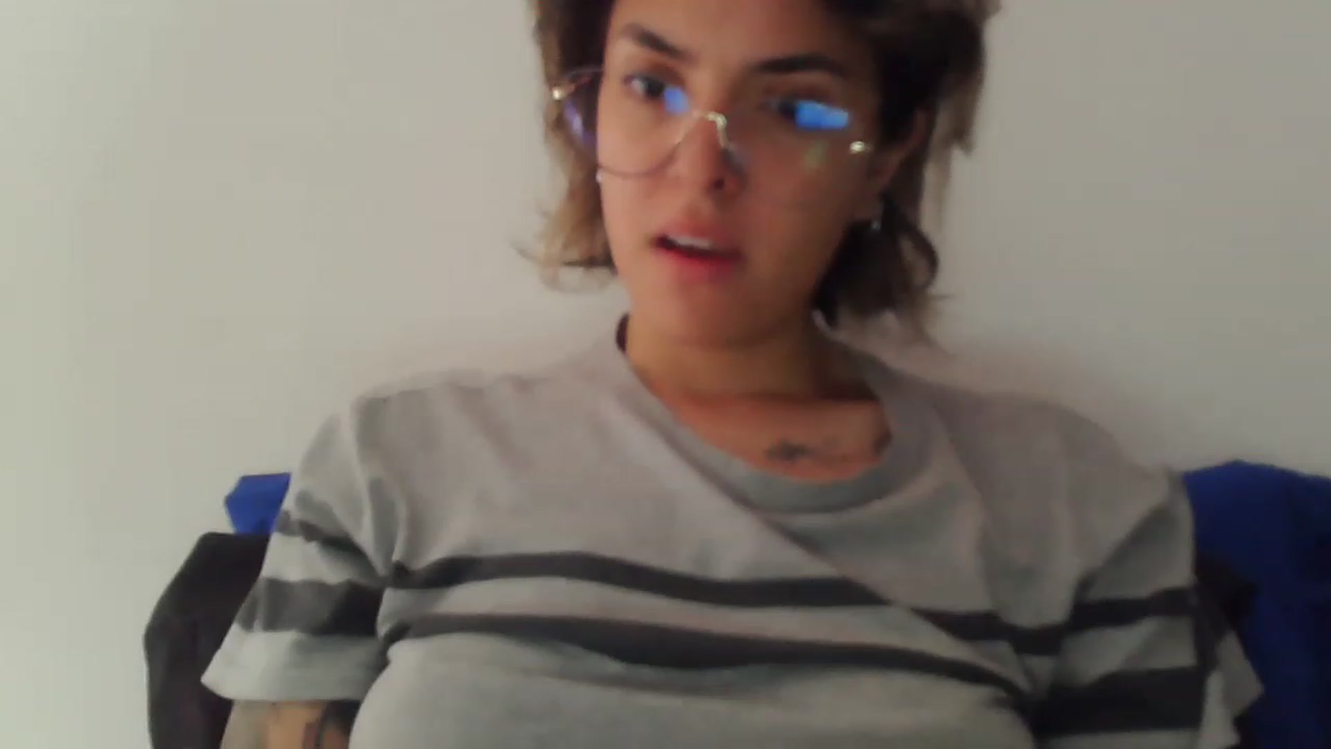 Gallery image thumbnail from fionacarter's myfreecams stream on, 04/17/2023, 16:58 image 16 of 20