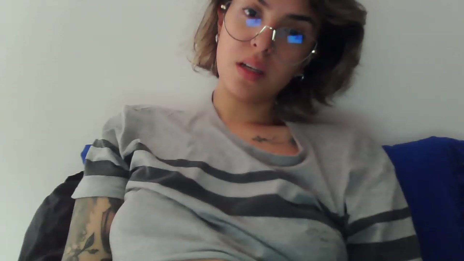 Gallery image thumbnail from fionacarter's myfreecams stream on, 04/17/2023, 16:58 image 10 of 20