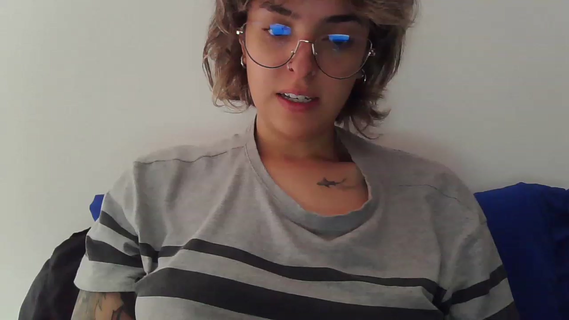 Gallery image thumbnail from fionacarter's myfreecams stream on, 04/17/2023, 16:58 image 6 of 20