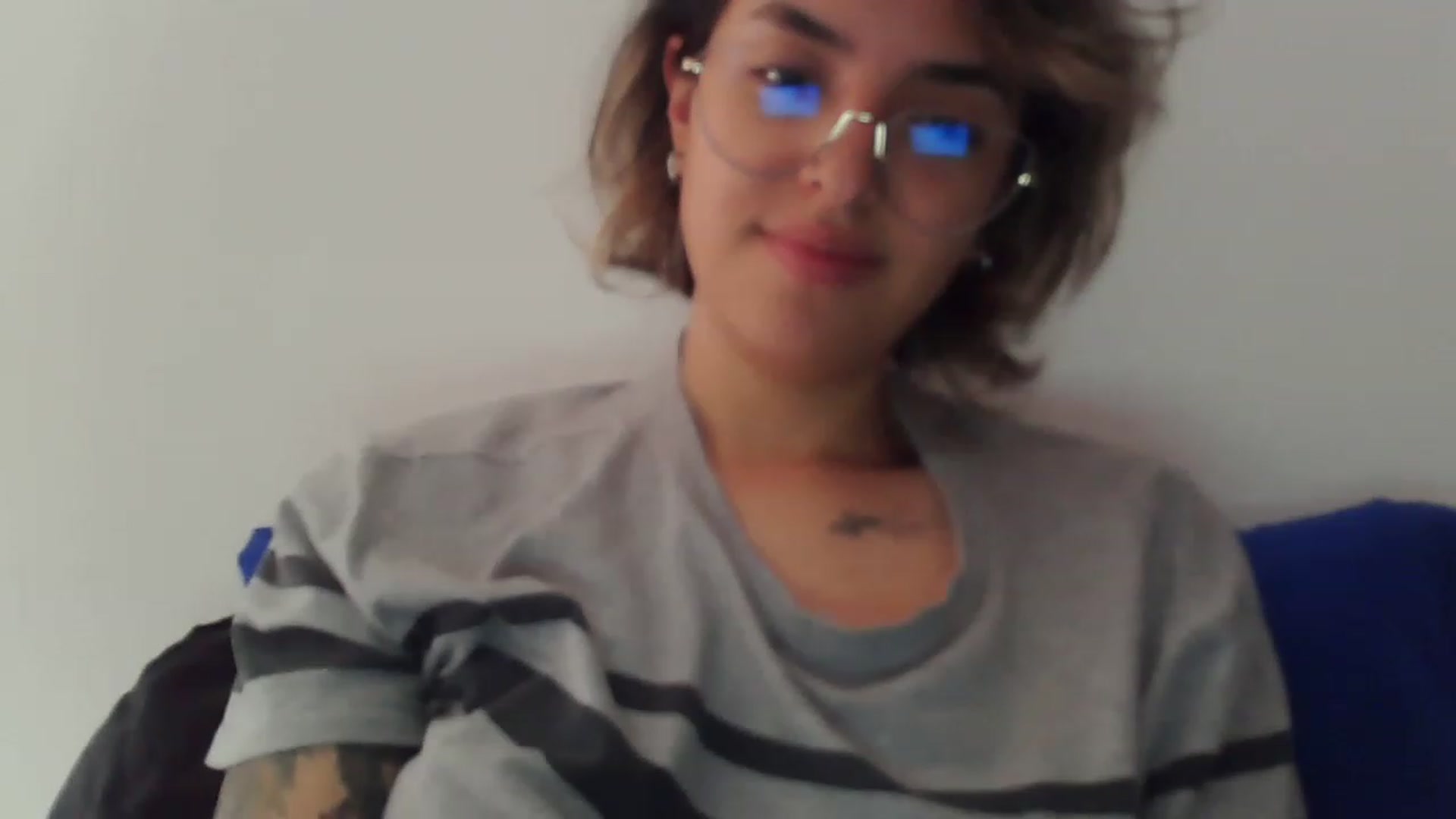 Gallery image thumbnail from fionacarter's myfreecams stream on, 04/17/2023, 16:58 image 7 of 20