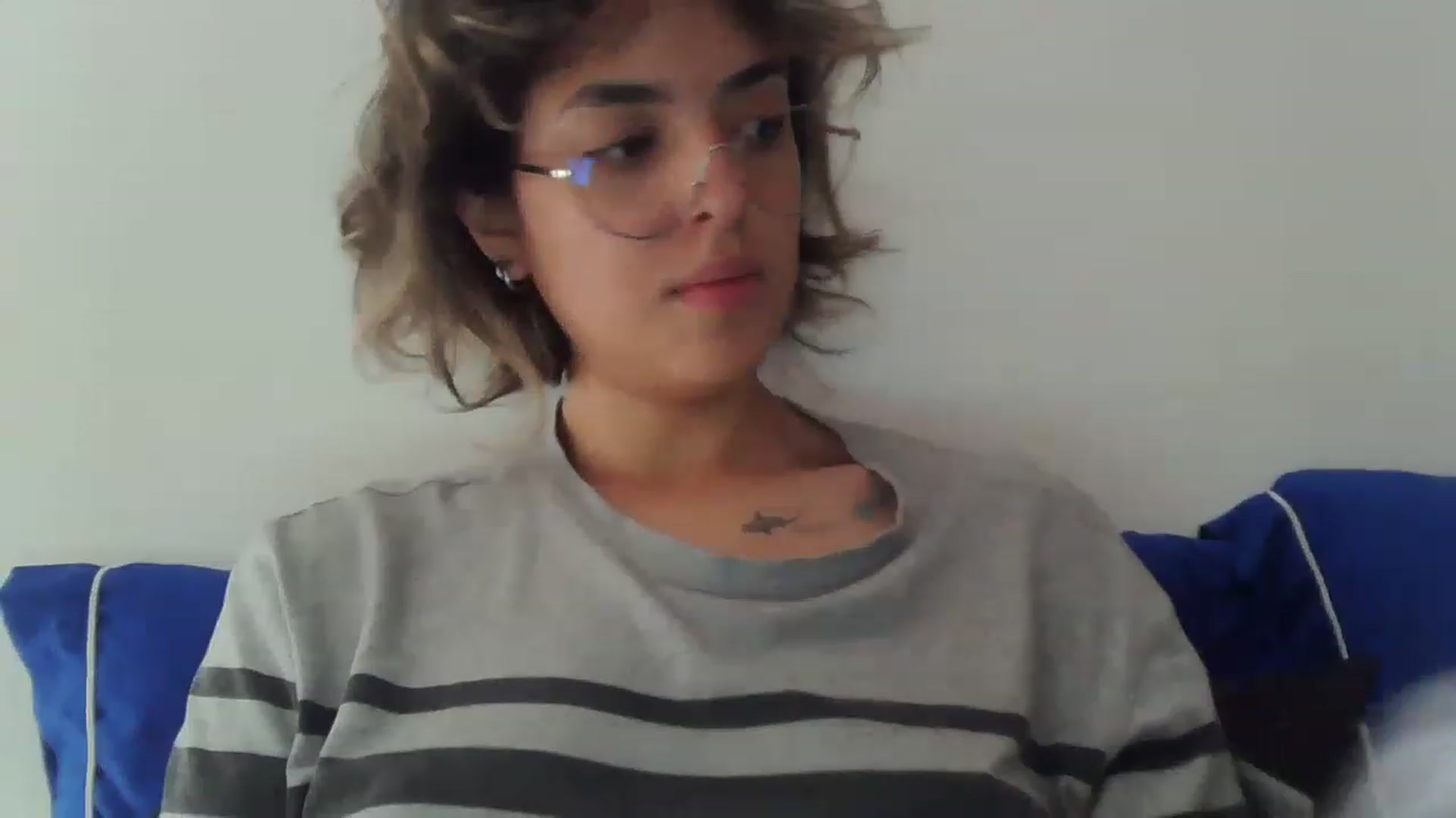 Gallery image thumbnail from fionacarter's myfreecams stream on, 04/17/2023, 16:58 image 3 of 20