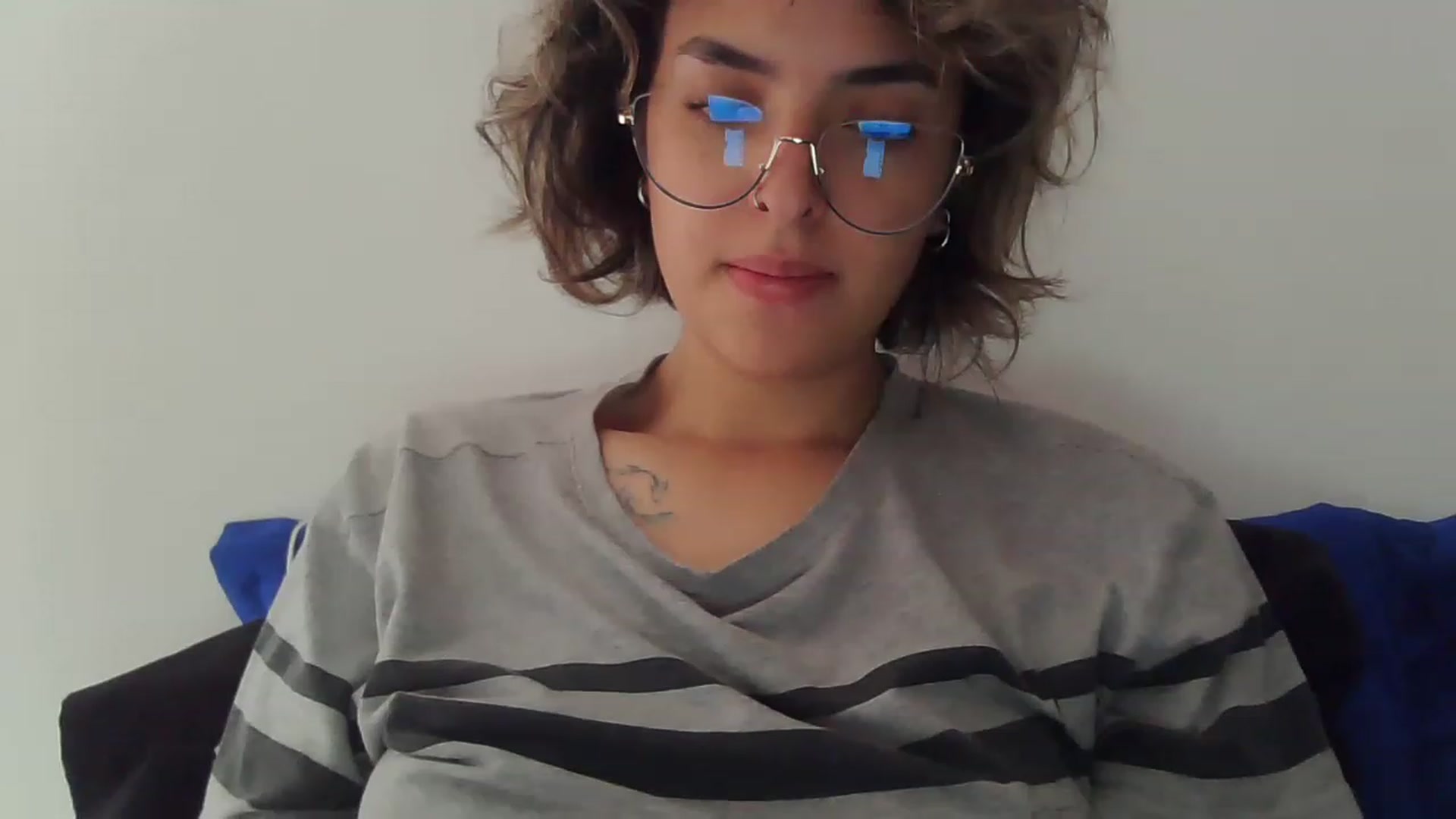 Gallery image thumbnail from fionacarter's myfreecams stream on, 04/17/2023, 17:27 image 19 of 20