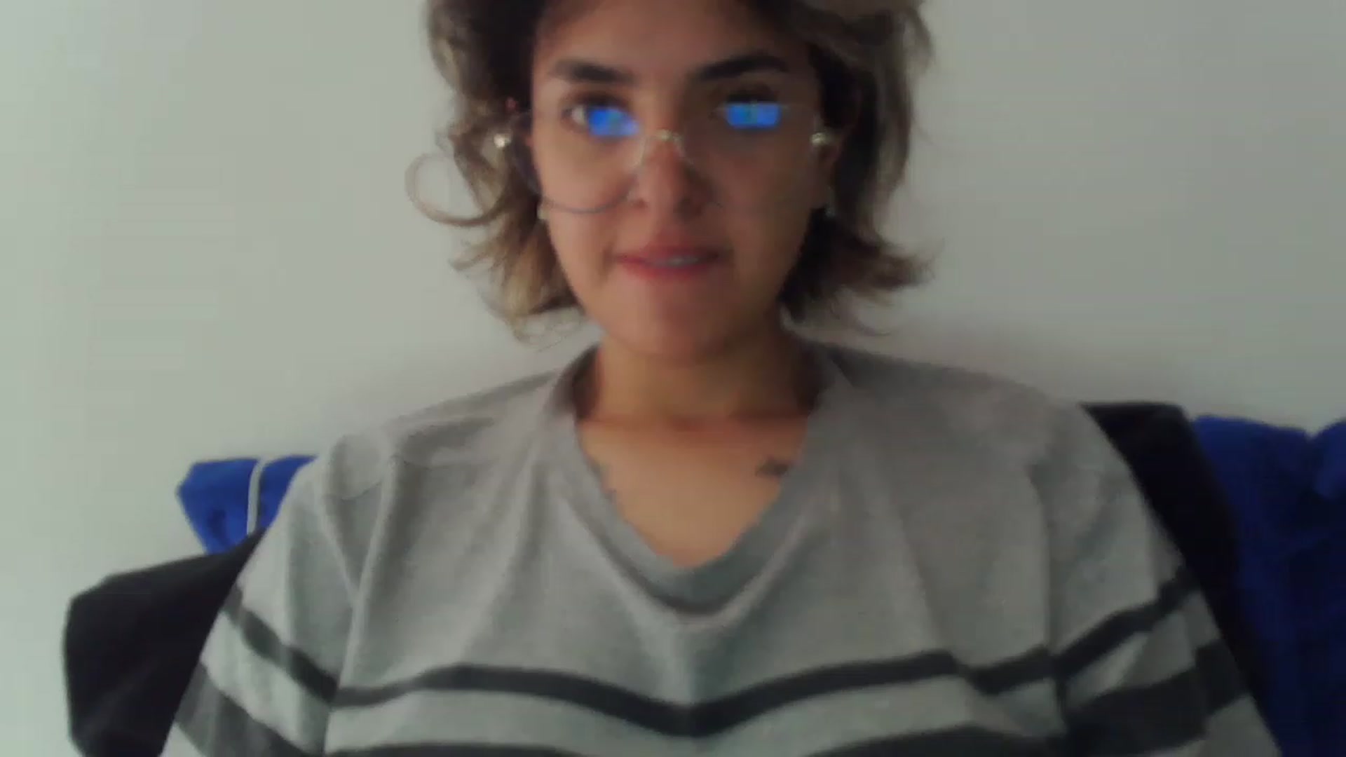 Gallery image thumbnail from fionacarter's myfreecams stream on, 04/17/2023, 17:27 image 4 of 20