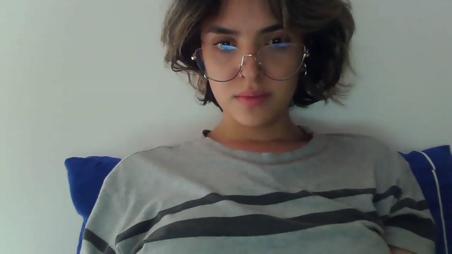 Gallery image thumbnail from fionacarter's myfreecams stream on, 04/18/2023, 18:11 image 12 of 20