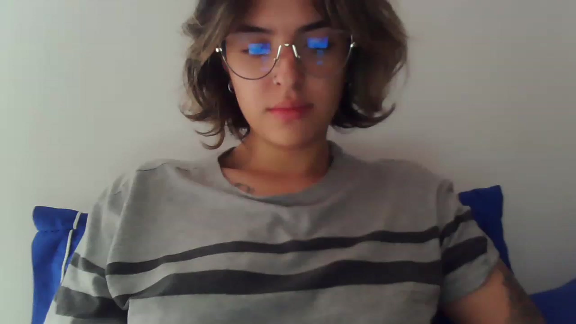 Gallery image thumbnail from fionacarter's myfreecams stream on, 04/25/2023, 16:30 image 2 of 20