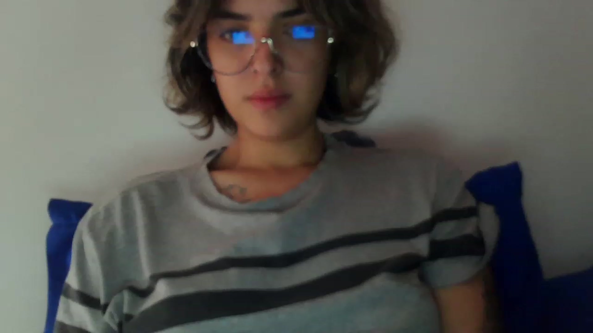 Gallery image thumbnail from fionacarter's myfreecams stream on, 04/25/2023, 16:30 image 6 of 20