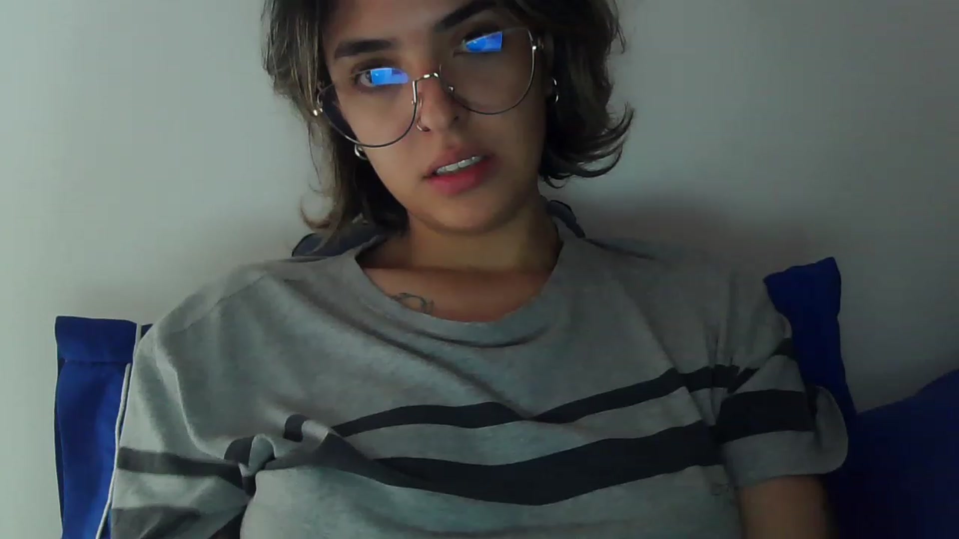 Gallery image thumbnail from fionacarter's myfreecams stream on, 04/25/2023, 16:30 image 18 of 20