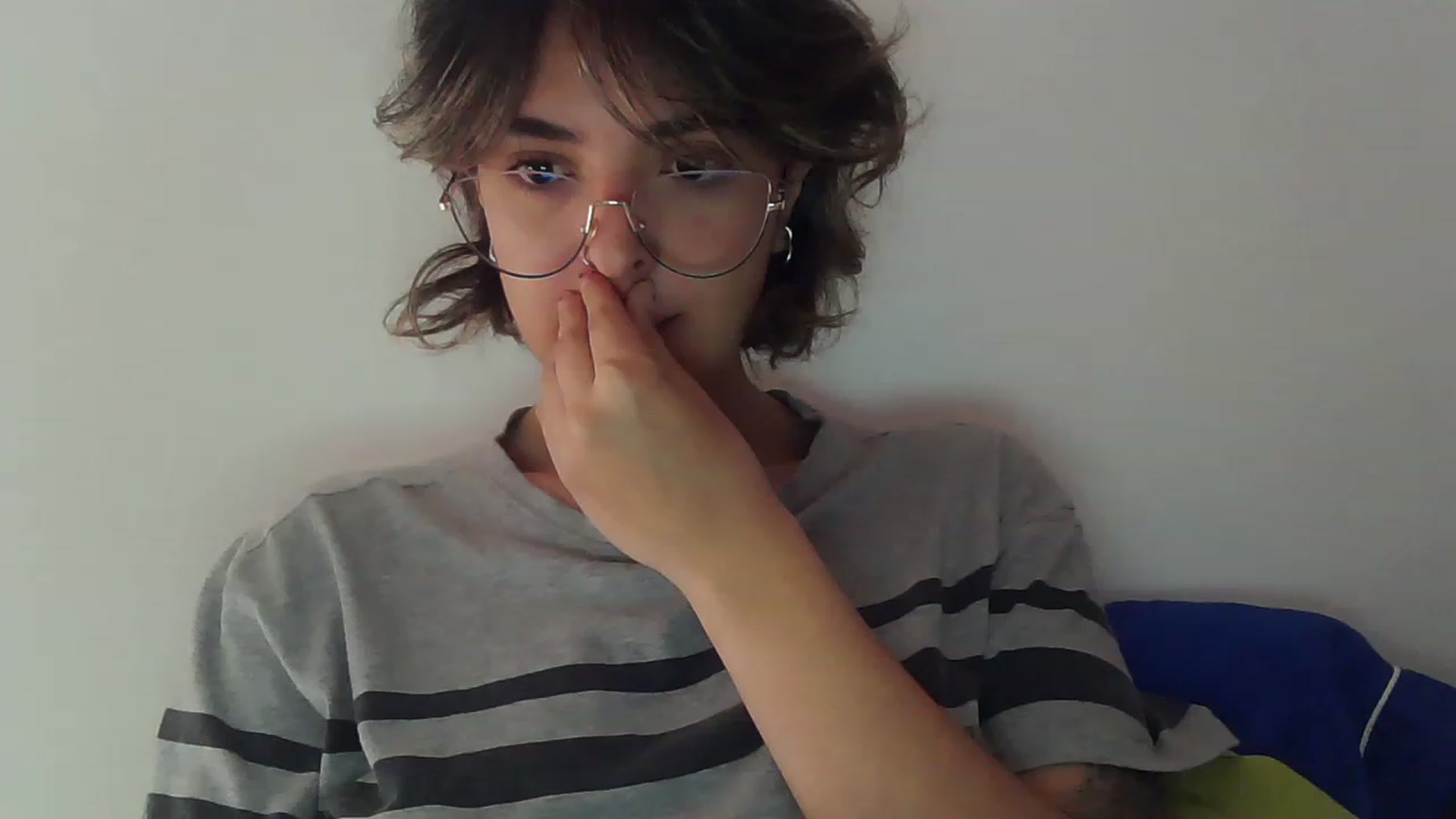Gallery image thumbnail from fionacarter's myfreecams stream on, 04/27/2023, 15:59 image 3 of 20