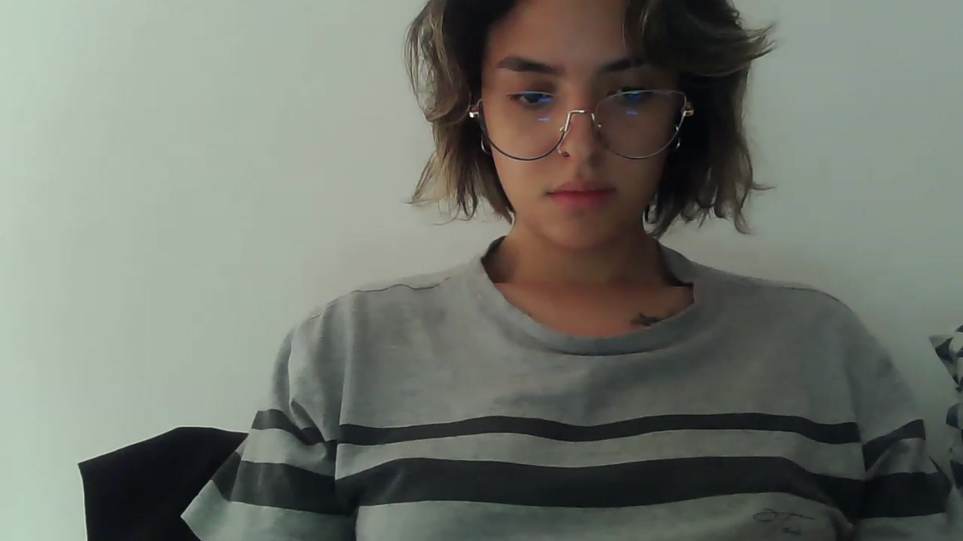 Gallery image thumbnail from fionacarter's myfreecams stream on, 05/03/2023, 17:01 image 4 of 20