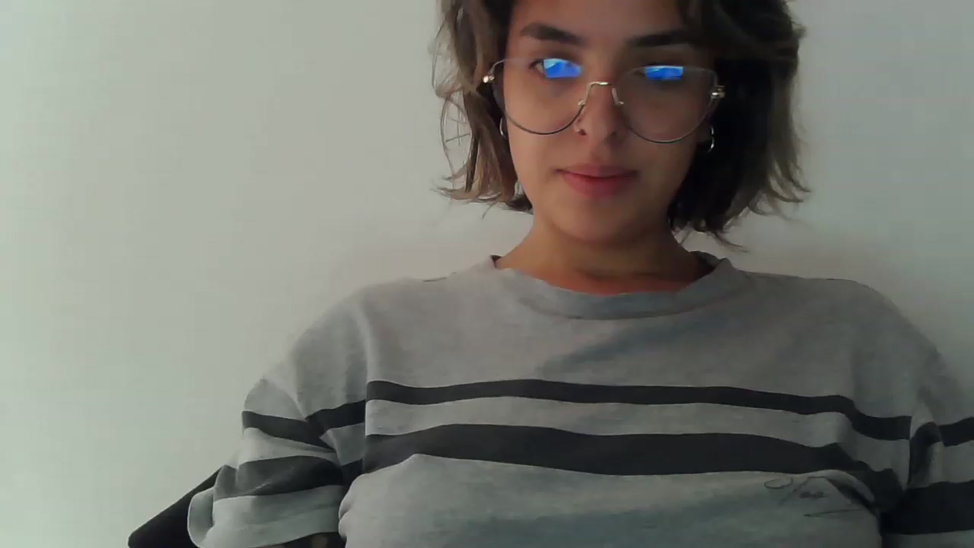 Gallery image thumbnail from fionacarter's myfreecams stream on, 05/03/2023, 17:01 image 20 of 20
