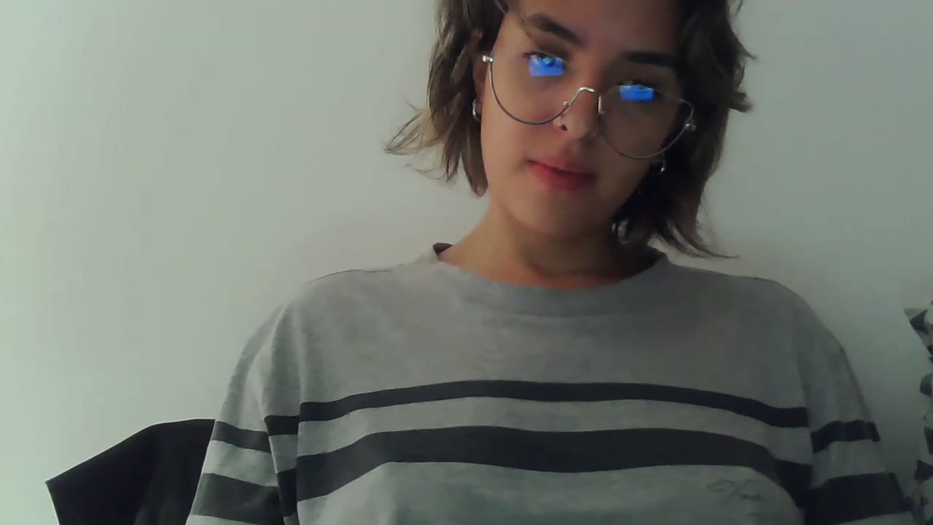 Gallery image thumbnail from fionacarter's myfreecams stream on, 05/03/2023, 17:01 image 1 of 20