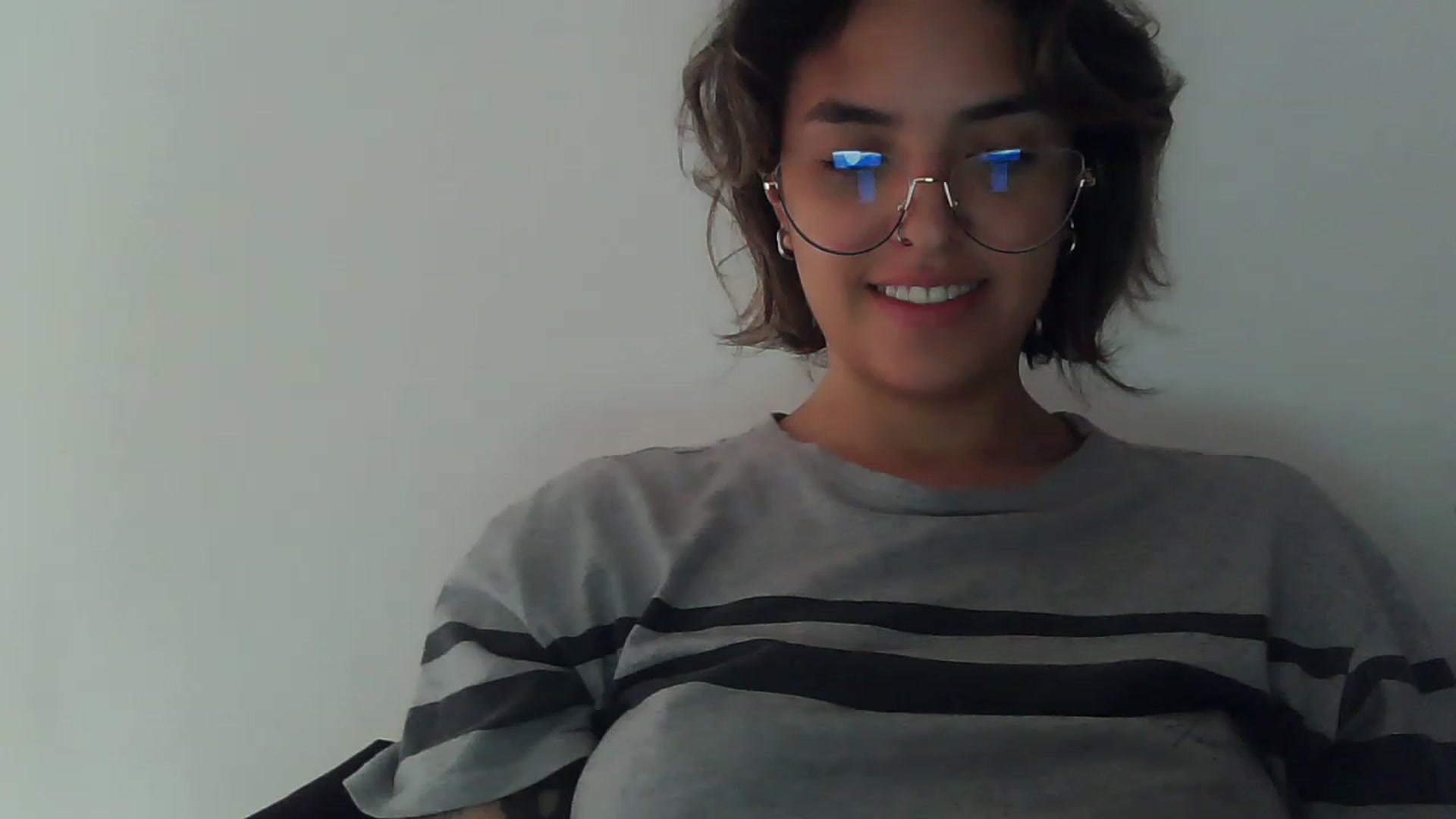 Gallery image thumbnail from fionacarter's myfreecams stream on, 05/03/2023, 17:01 image 13 of 20