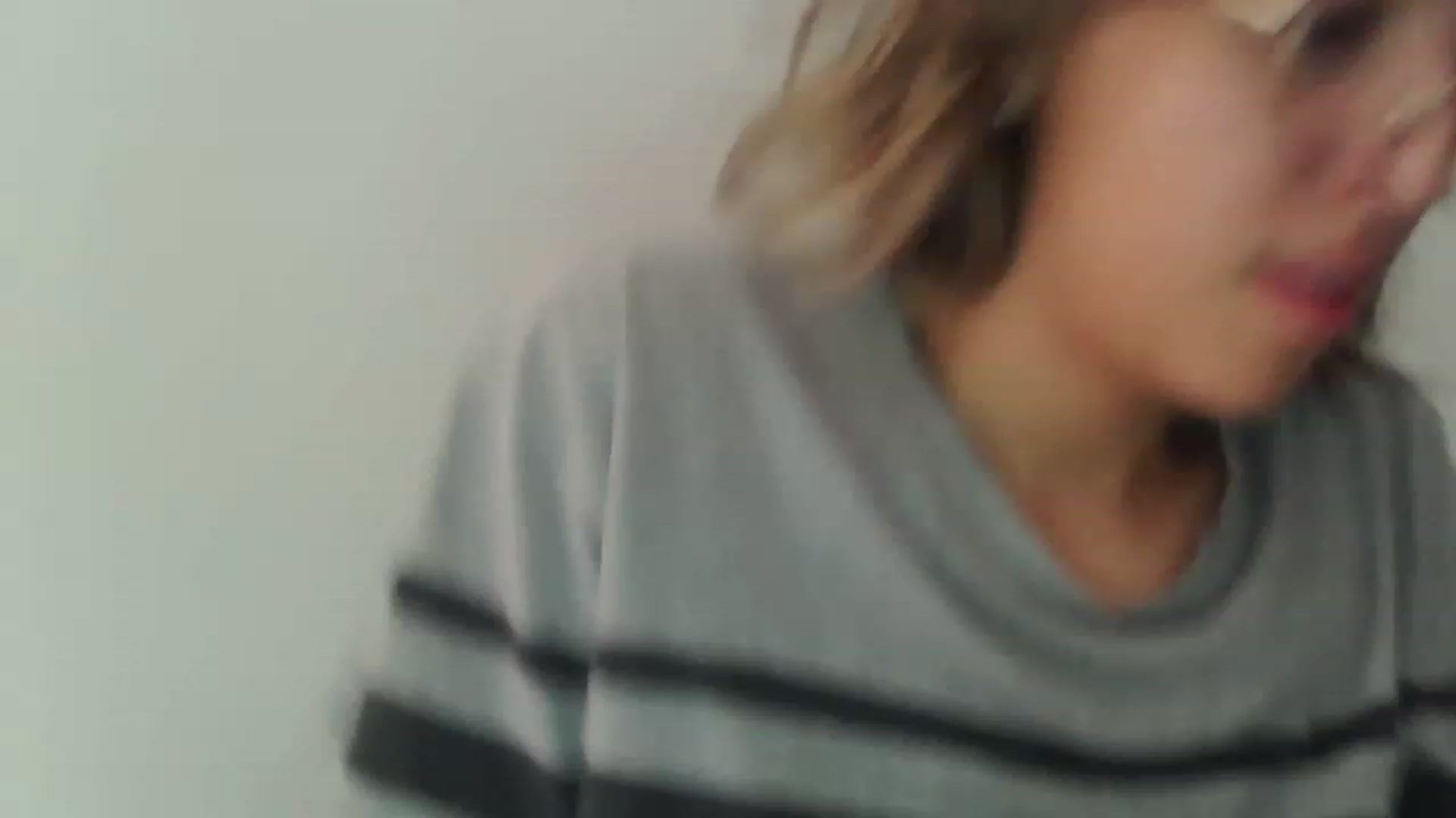 Gallery image thumbnail from fionacarter's myfreecams stream on, 05/03/2023, 17:01 image 11 of 20