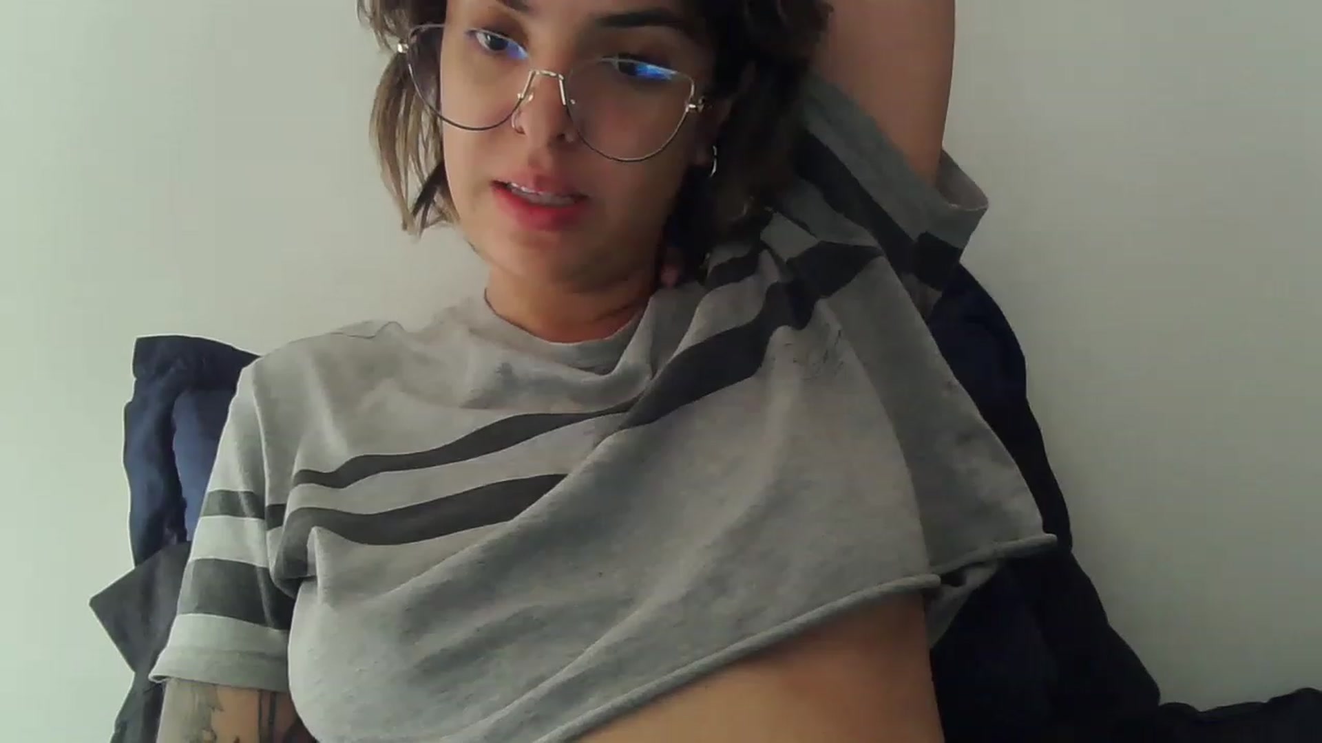 Gallery image thumbnail from fionacarter's myfreecams stream on, 05/04/2023, 16:01 image 20 of 20