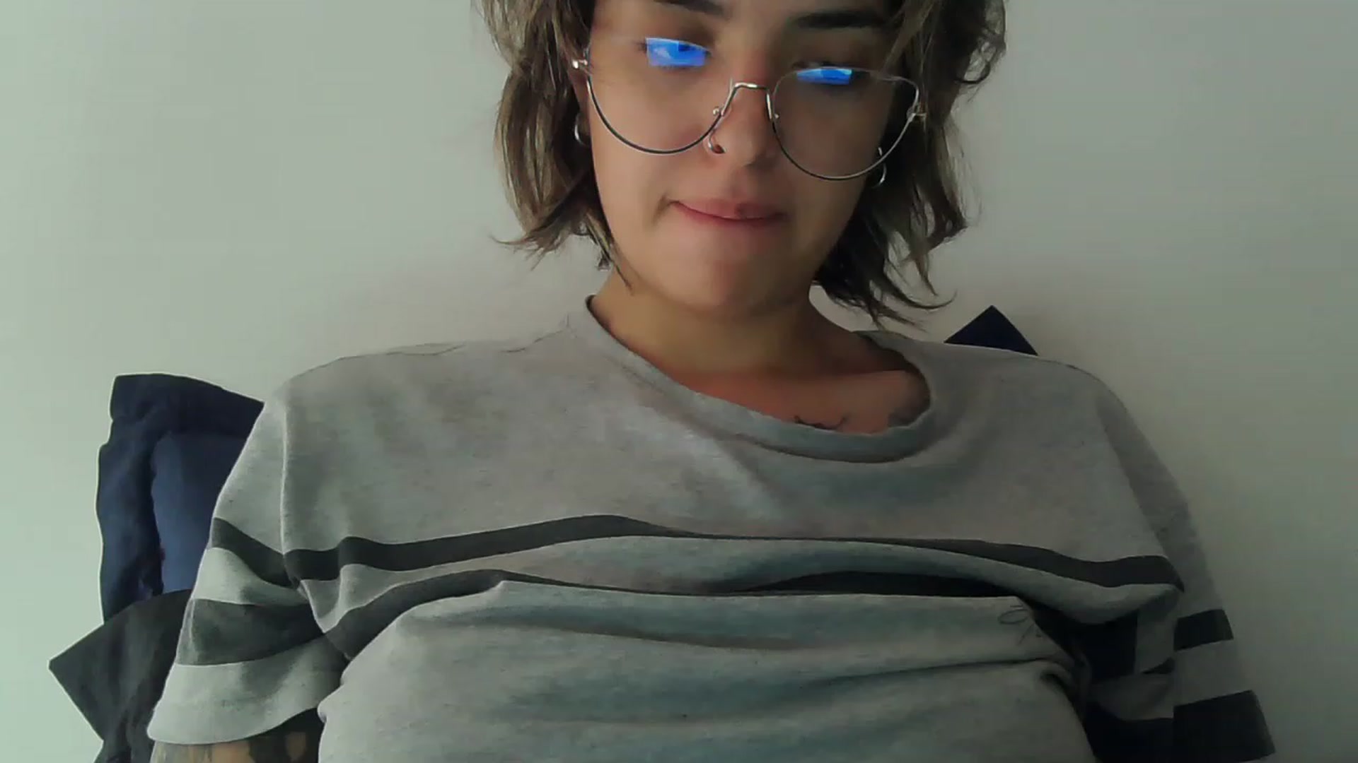Gallery image thumbnail from fionacarter's myfreecams stream on, 05/04/2023, 16:01 image 17 of 20