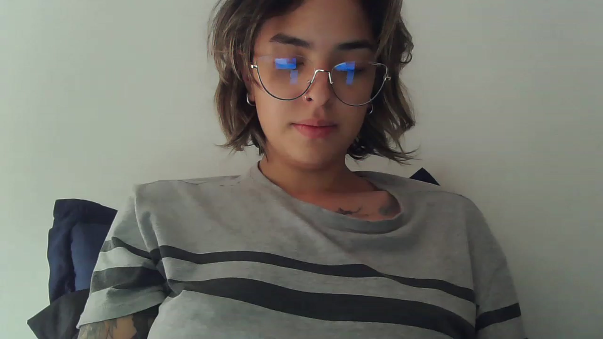 Gallery image thumbnail from fionacarter's myfreecams stream on, 05/04/2023, 16:01 image 13 of 20