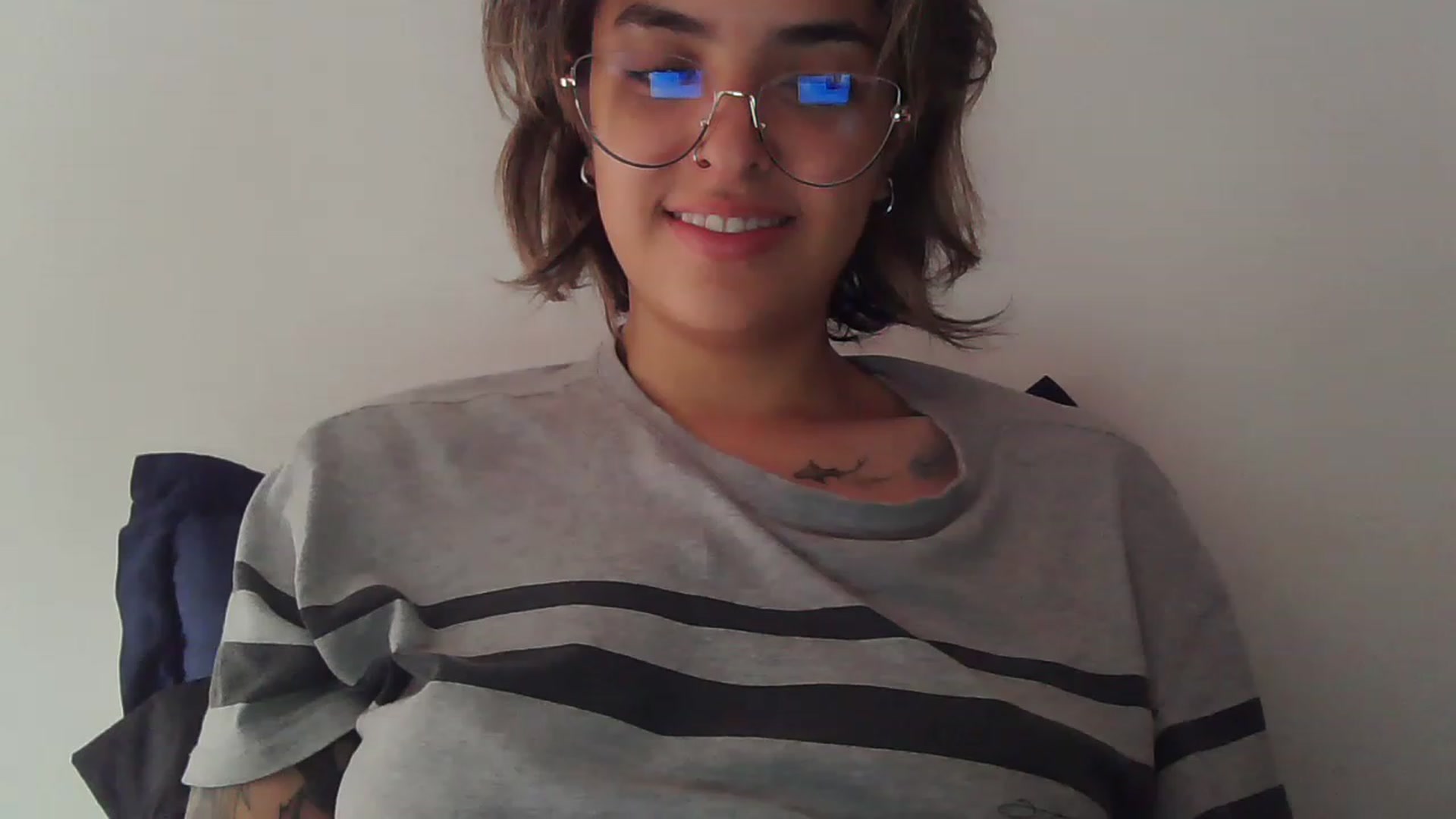 Gallery image thumbnail from fionacarter's myfreecams stream on, 05/04/2023, 16:01 image 2 of 20