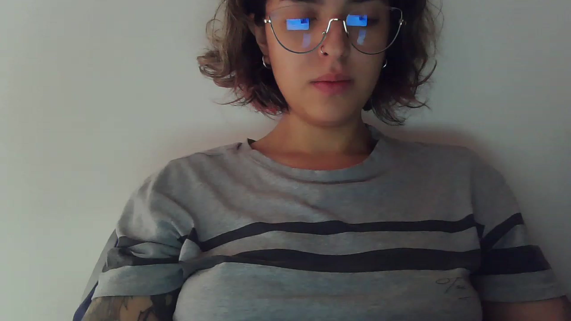 Gallery image thumbnail from fionacarter's myfreecams stream on, 05/08/2023, 16:05 image 2 of 20