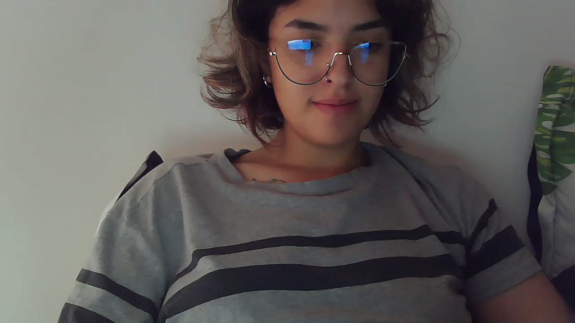Gallery image thumbnail from fionacarter's myfreecams stream on, 05/08/2023, 16:05 image 20 of 20