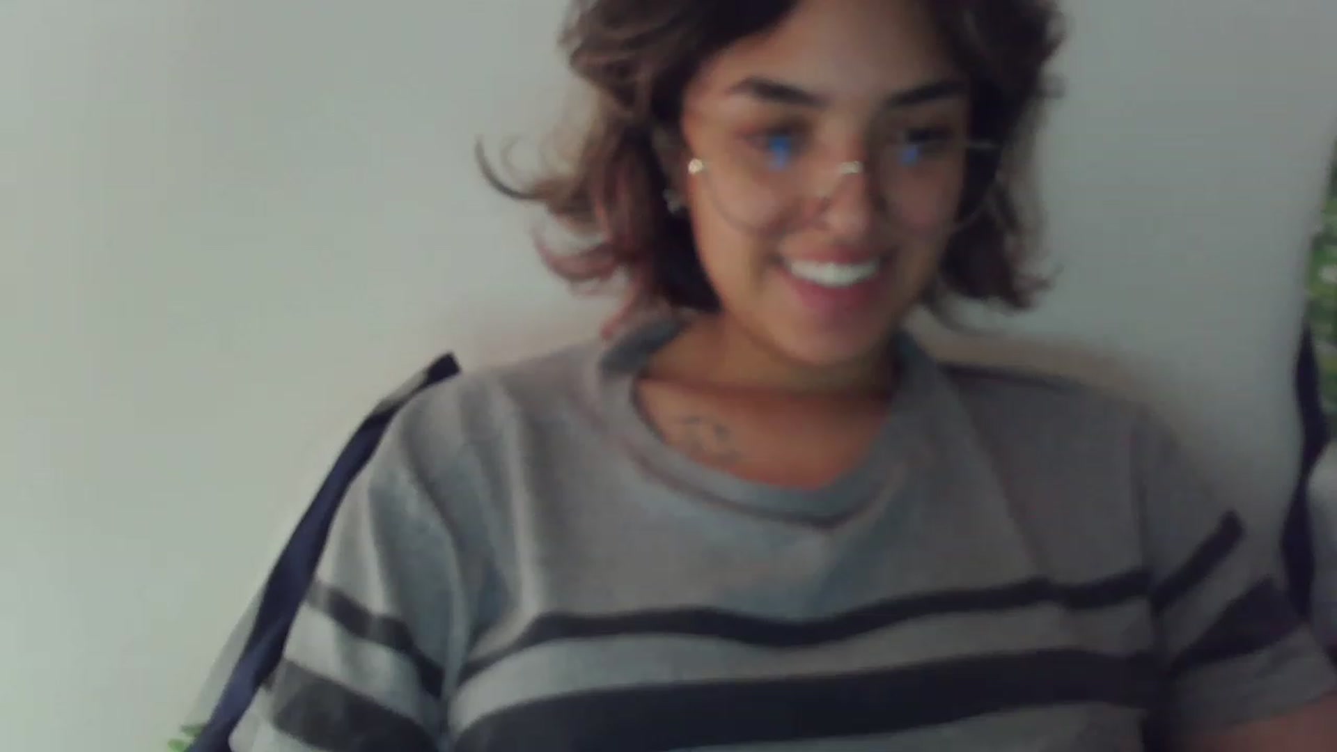 Gallery image thumbnail from fionacarter's myfreecams stream on, 05/08/2023, 16:57 image 10 of 20