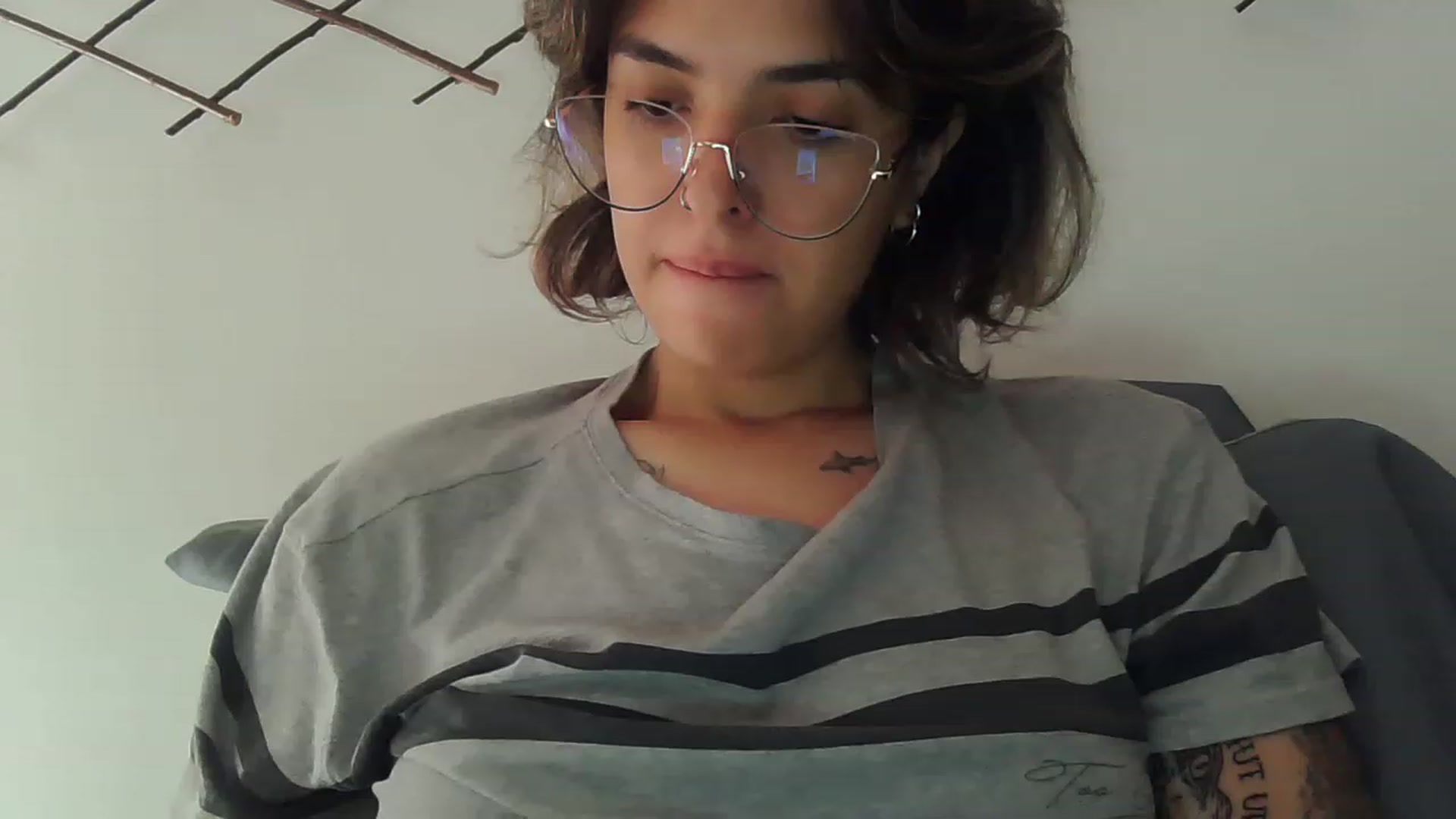 Gallery image thumbnail from fionacarter's myfreecams stream on, 05/12/2023, 16:03 image 13 of 20
