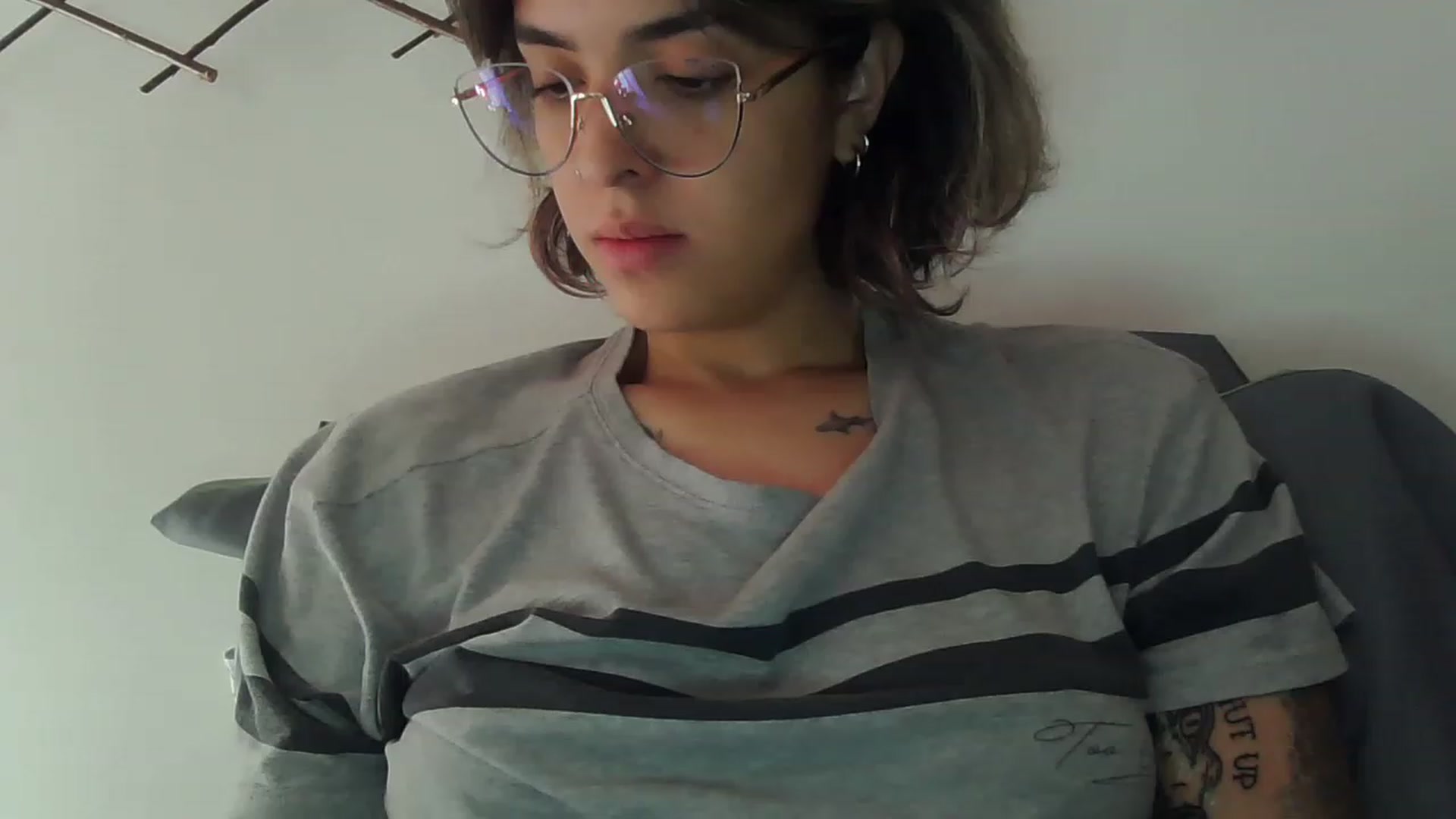 Gallery image thumbnail from fionacarter's myfreecams stream on, 05/12/2023, 16:03 image 16 of 20