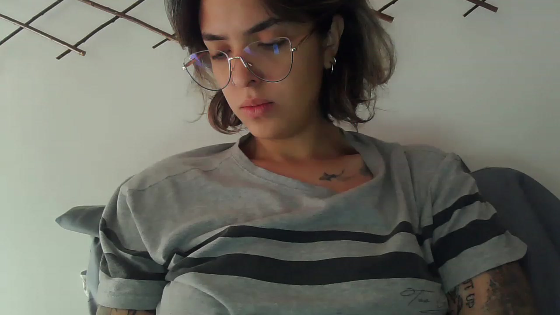 Gallery image thumbnail from fionacarter's myfreecams stream on, 05/12/2023, 16:03 image 4 of 20