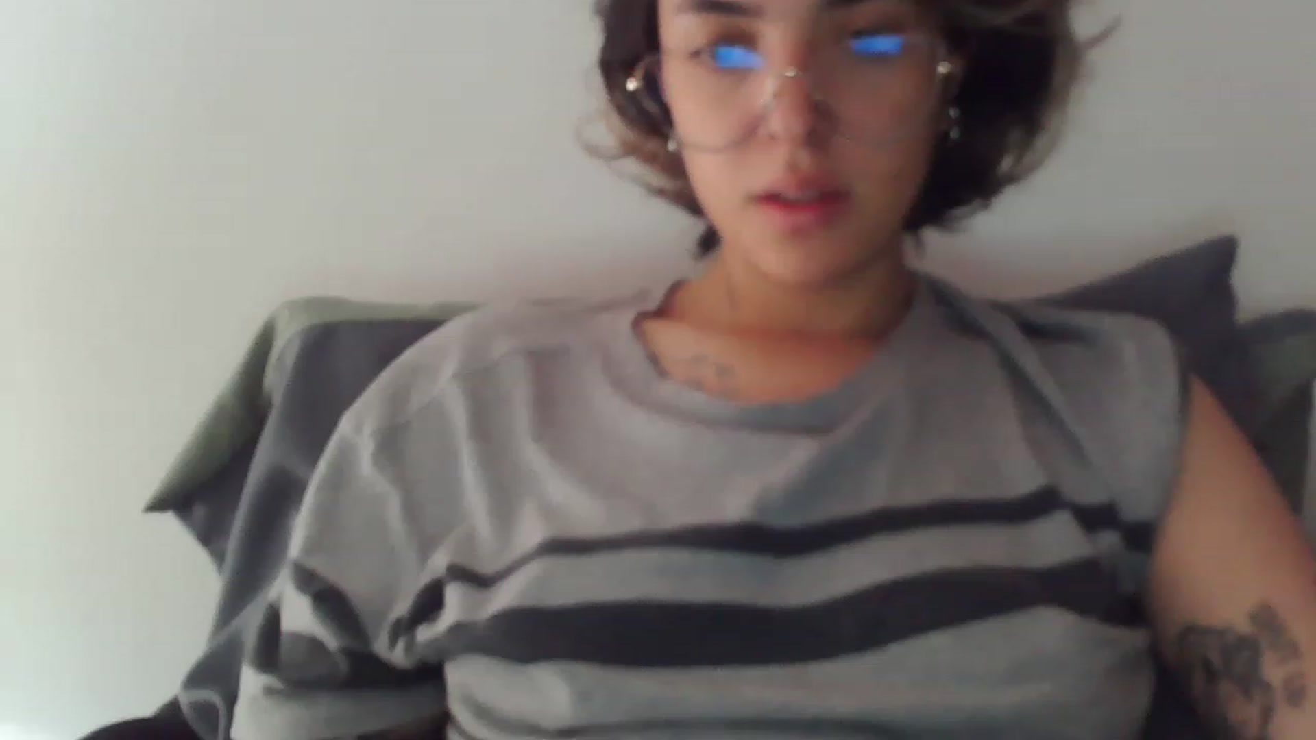 Gallery image thumbnail from fionacarter's myfreecams stream on, 05/17/2023, 15:23 image 18 of 20
