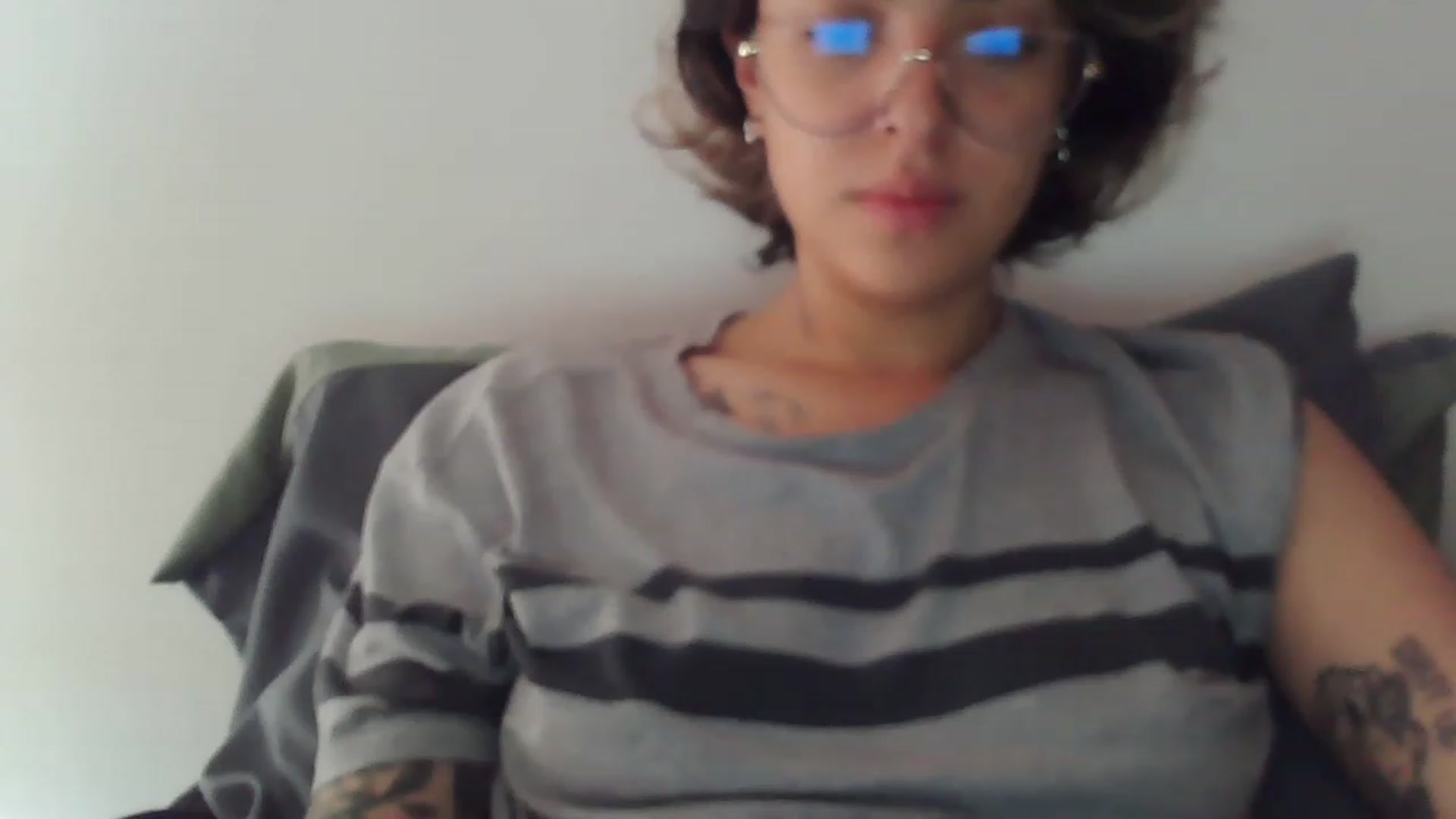 Gallery image thumbnail from fionacarter's myfreecams stream on, 05/17/2023, 15:23 image 15 of 20