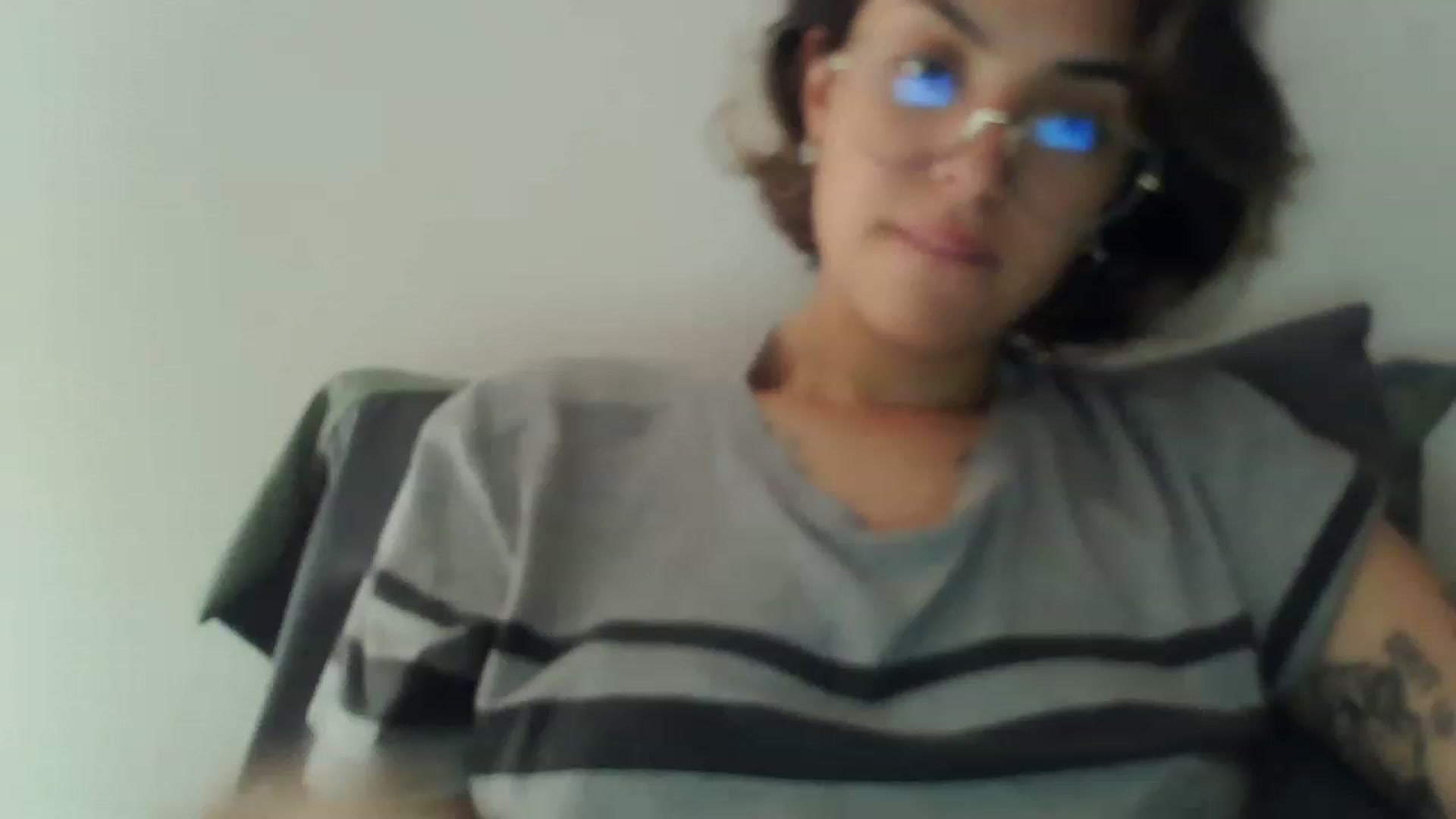Gallery image thumbnail from fionacarter's myfreecams stream on, 05/17/2023, 16:24 image 1 of 20