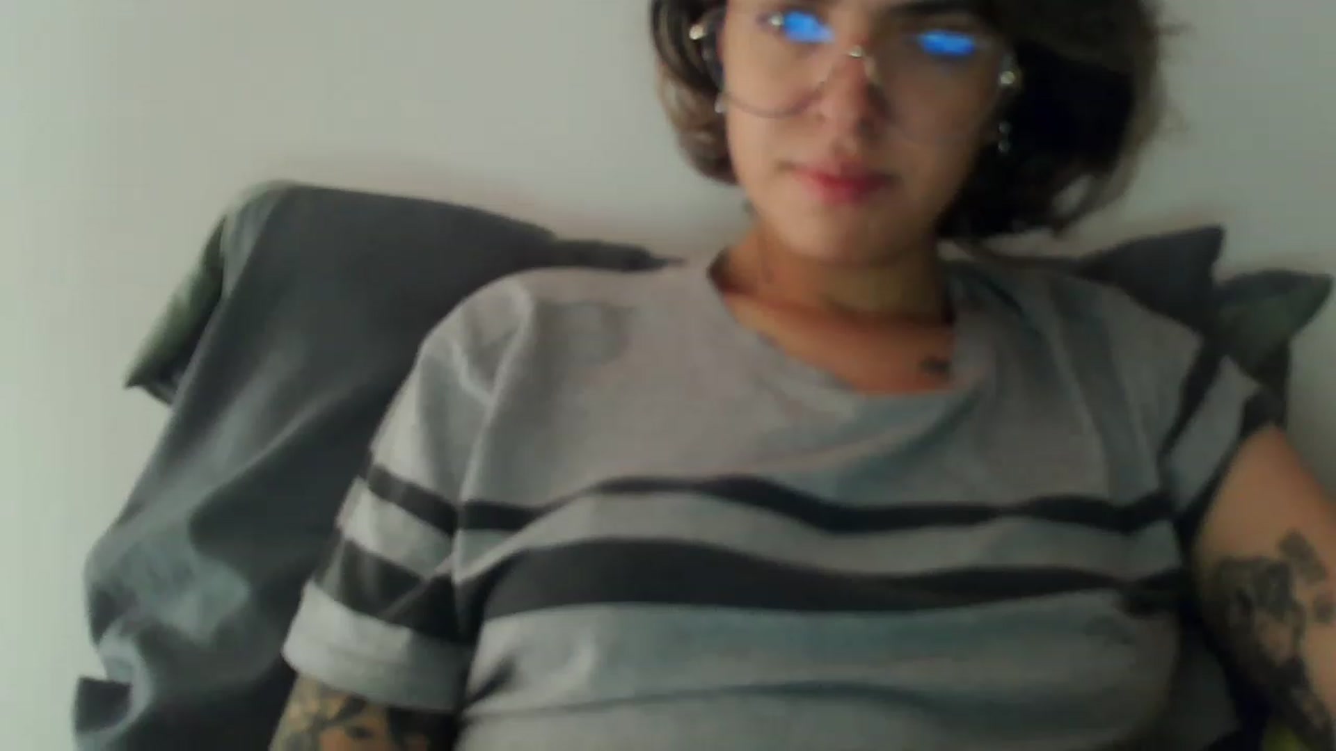 Gallery image thumbnail from fionacarter's myfreecams stream on, 05/17/2023, 16:24 image 18 of 20