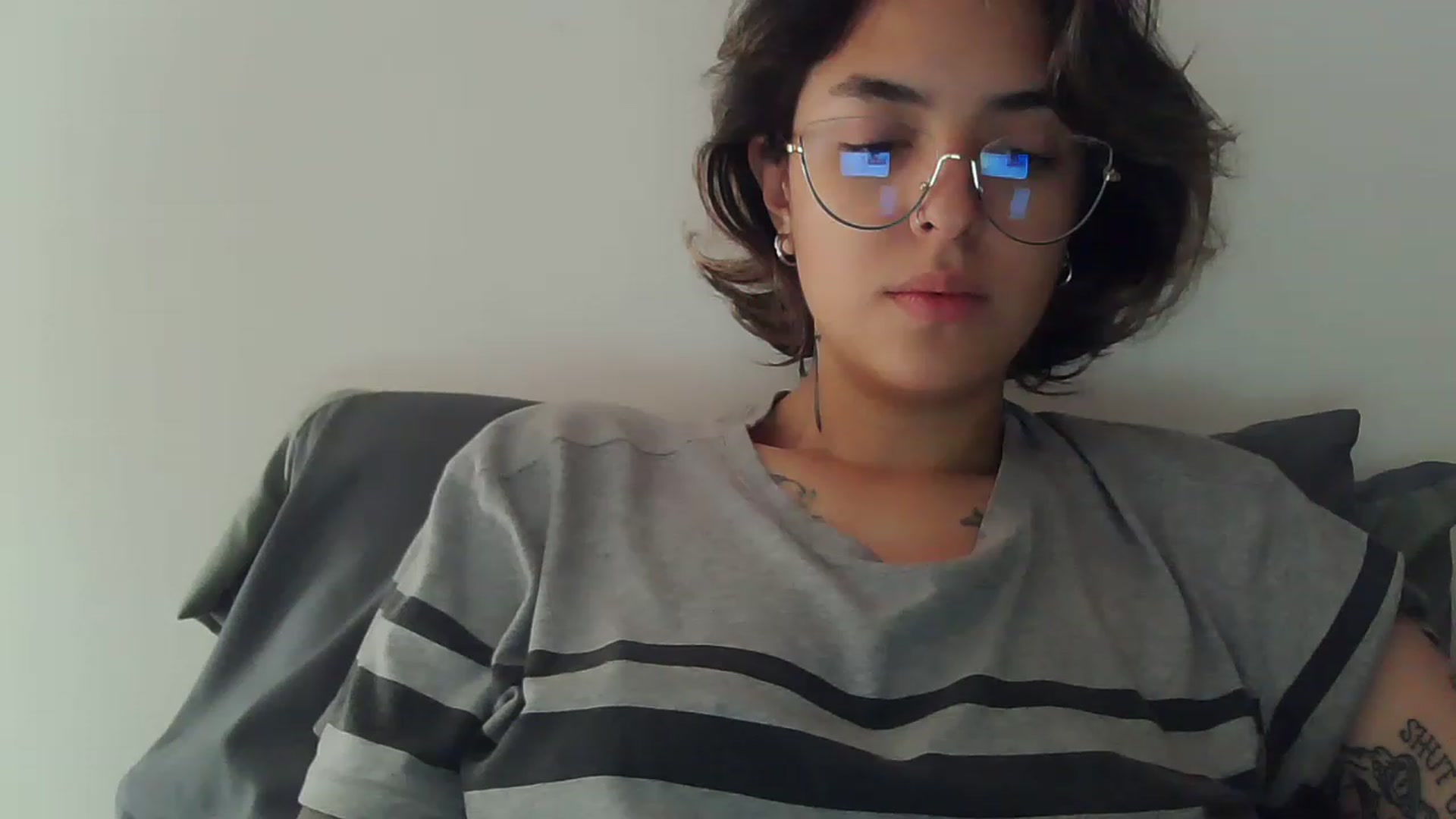 Gallery image thumbnail from fionacarter's myfreecams stream on, 05/17/2023, 16:24 image 8 of 20