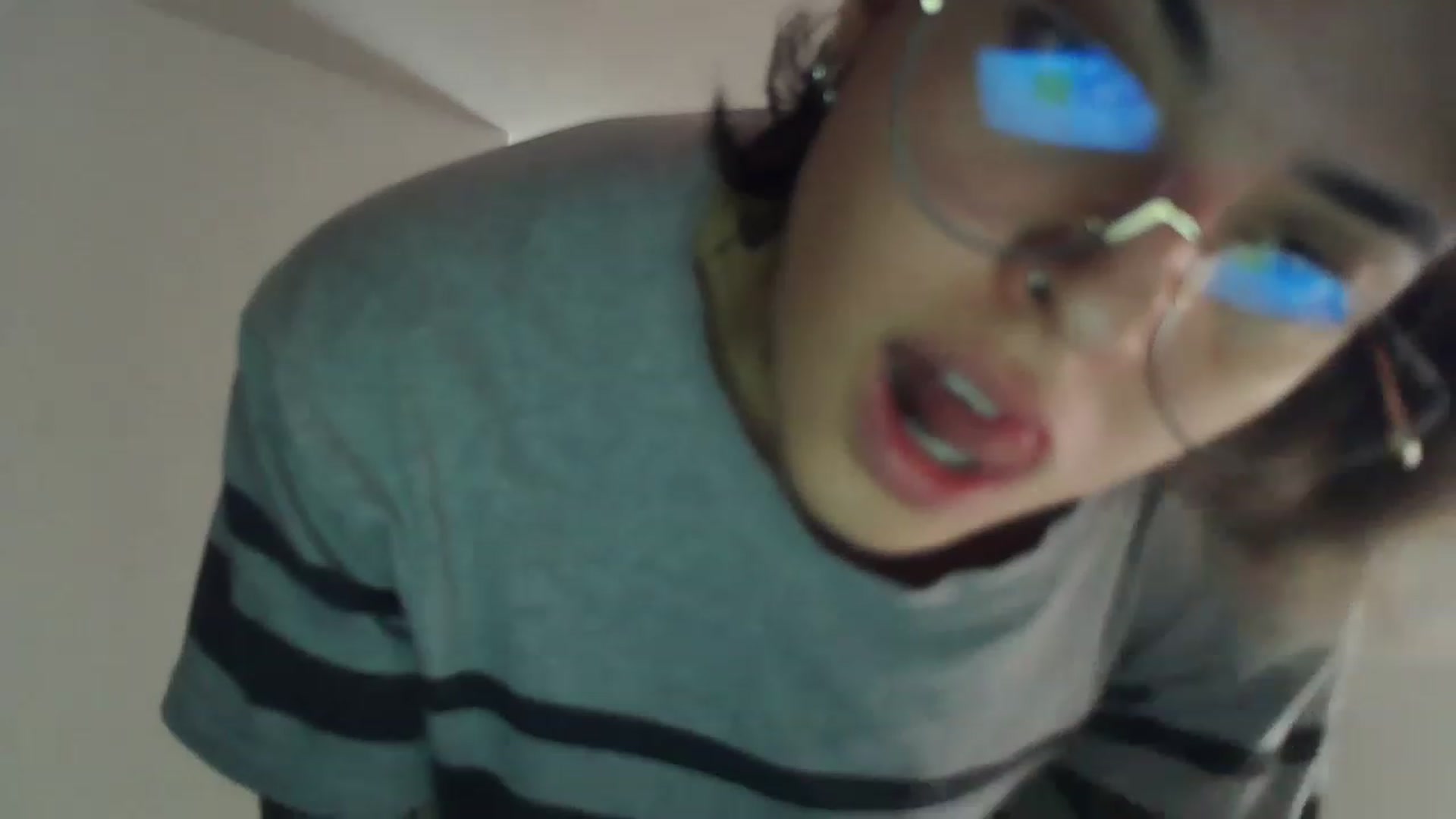 Gallery image thumbnail from fionacarter's myfreecams stream on, 05/22/2023, 17:00 image 13 of 20