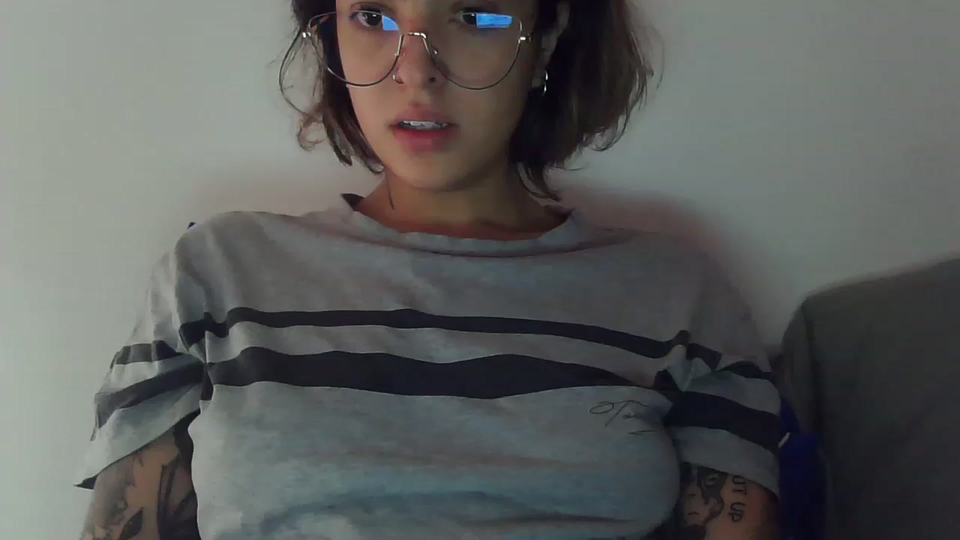 Gallery image thumbnail from fionacarter's myfreecams stream on, 05/26/2023, 15:09 image 3 of 20