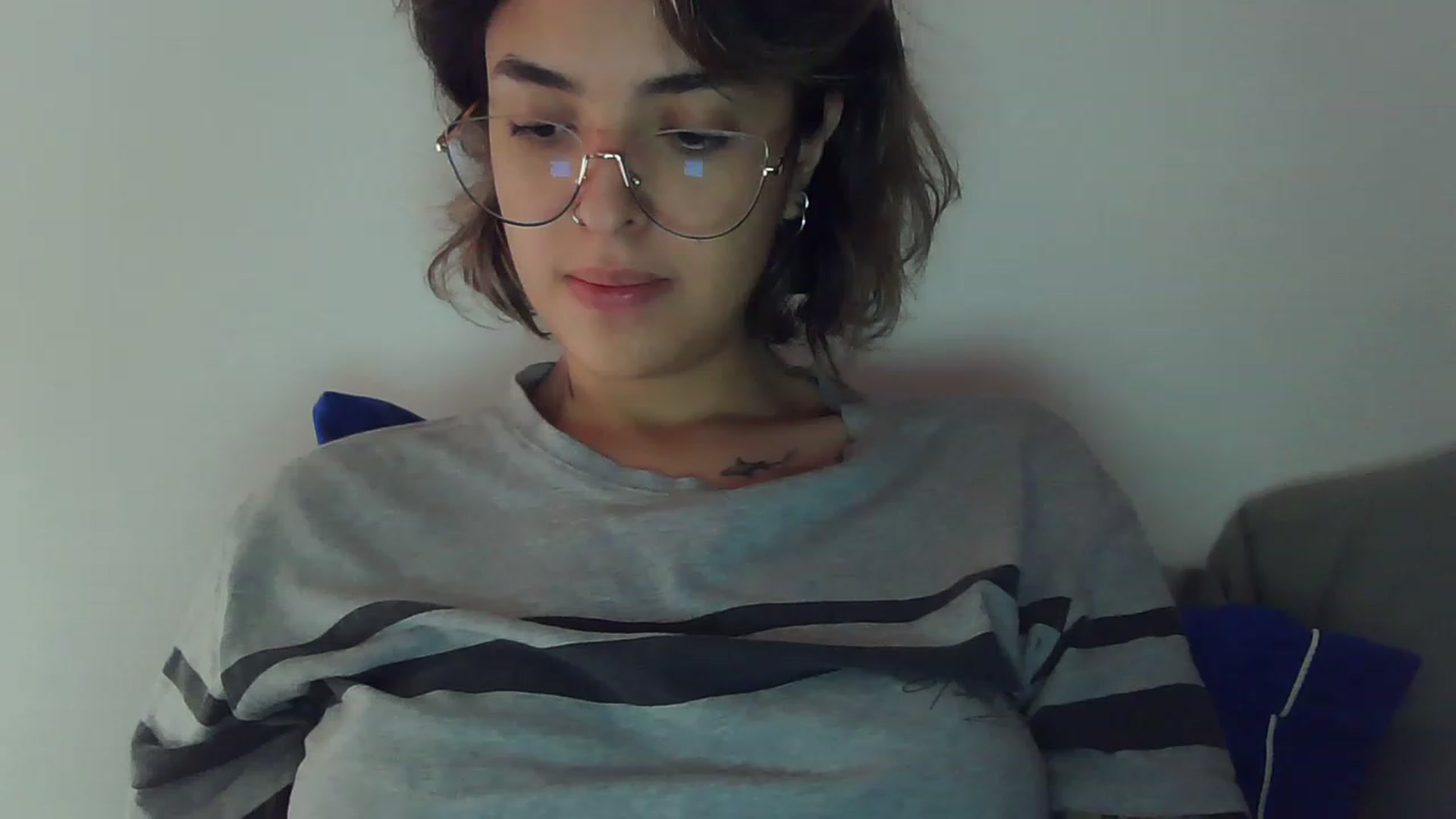 Gallery image thumbnail from fionacarter's myfreecams stream on, 05/26/2023, 15:09 image 19 of 20