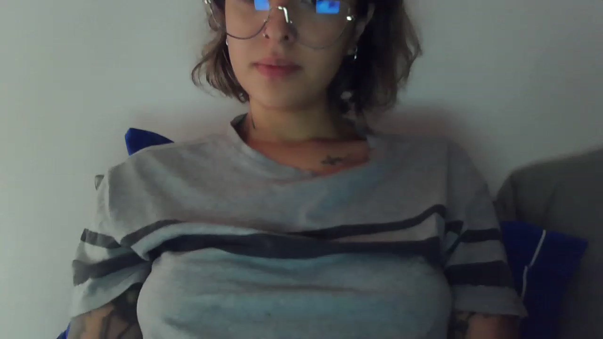 Gallery image thumbnail from fionacarter's myfreecams stream on, 05/26/2023, 15:09 image 18 of 20