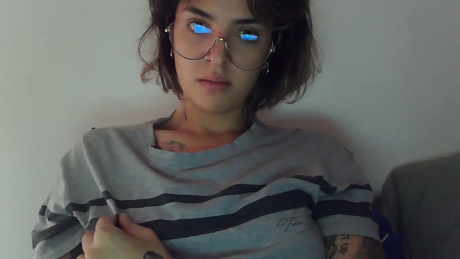 Gallery image thumbnail from fionacarter's myfreecams stream on, 05/26/2023, 15:09 image 4 of 20