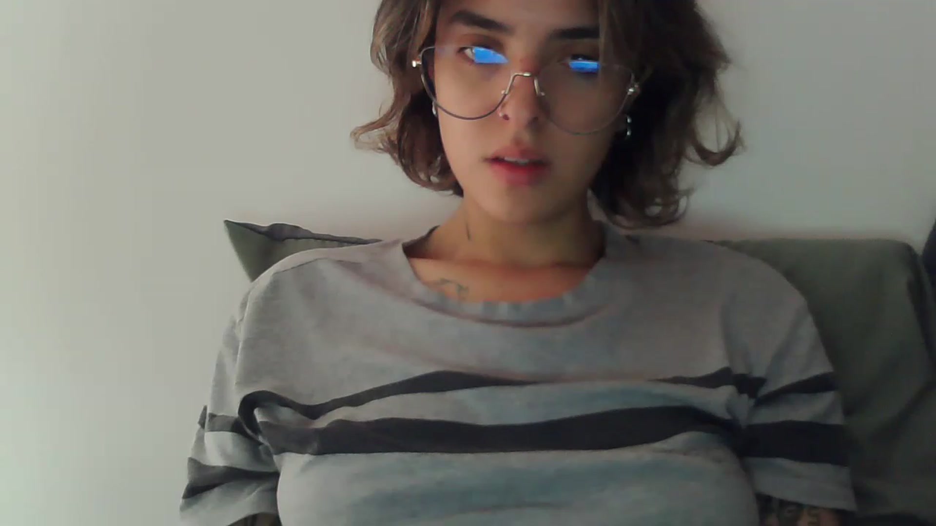 Gallery image thumbnail from fionacarter's myfreecams stream on, 05/27/2023, 16:07 image 17 of 20