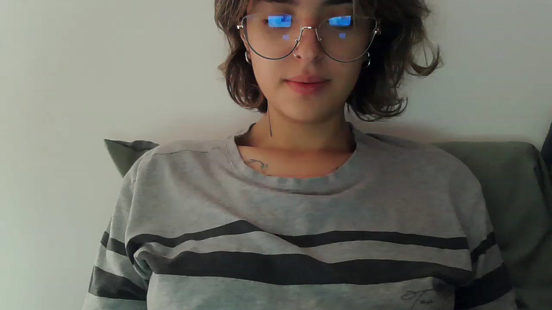 Gallery image thumbnail from fionacarter's myfreecams stream on, 05/27/2023, 16:07 image 6 of 20