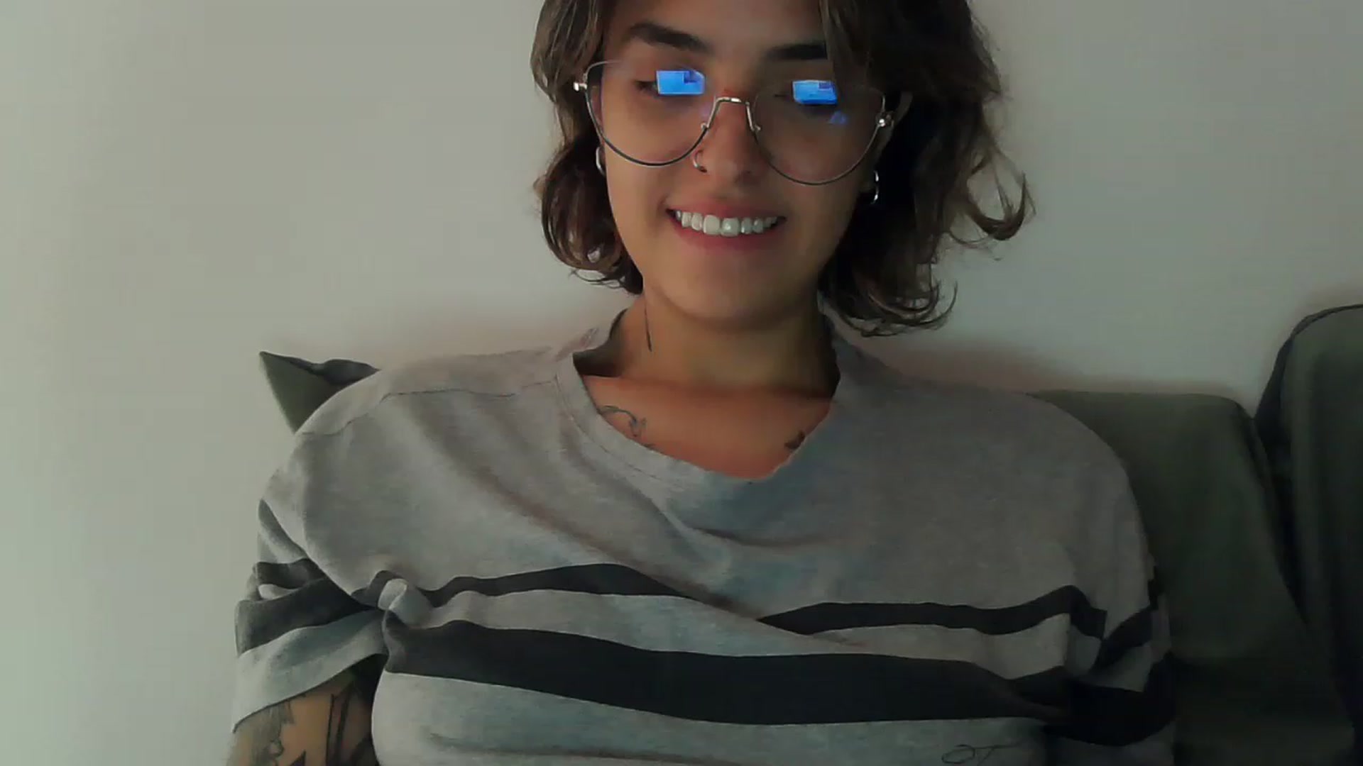 Gallery image thumbnail from fionacarter's myfreecams stream on, 05/27/2023, 16:07 image 2 of 20