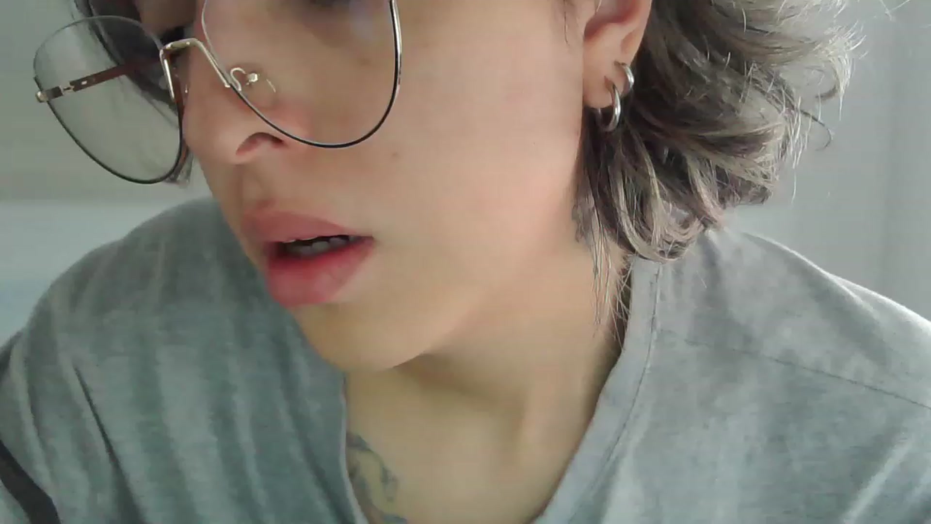 Gallery image thumbnail from fionacarter's myfreecams stream on, 05/31/2023, 15:41 image 18 of 20