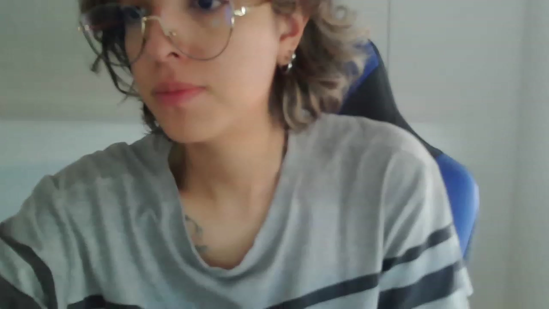 Gallery image thumbnail from fionacarter's myfreecams stream on, 05/31/2023, 15:41 image 20 of 20