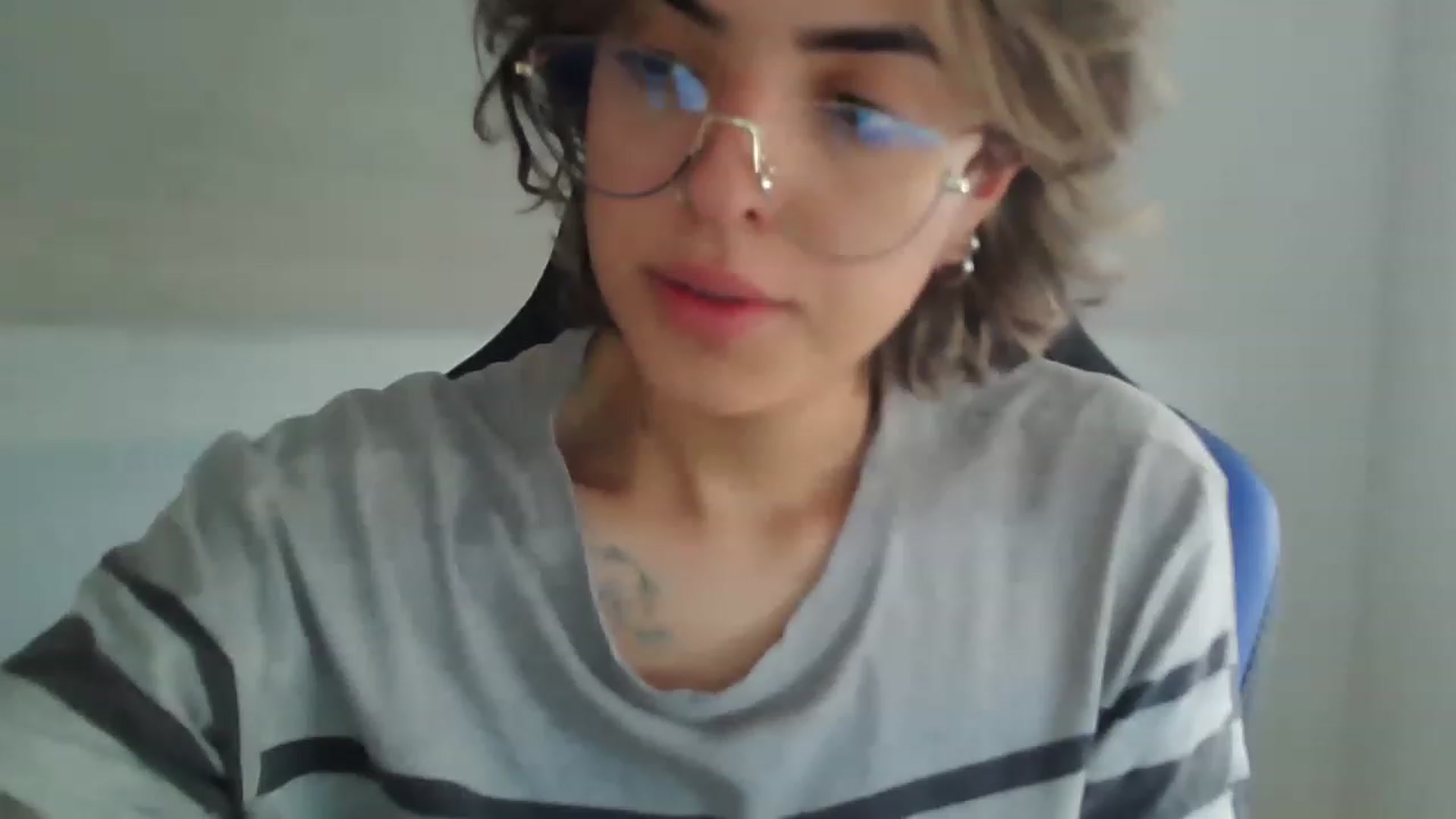 Gallery image thumbnail from fionacarter's myfreecams stream on, 05/31/2023, 15:41 image 19 of 20