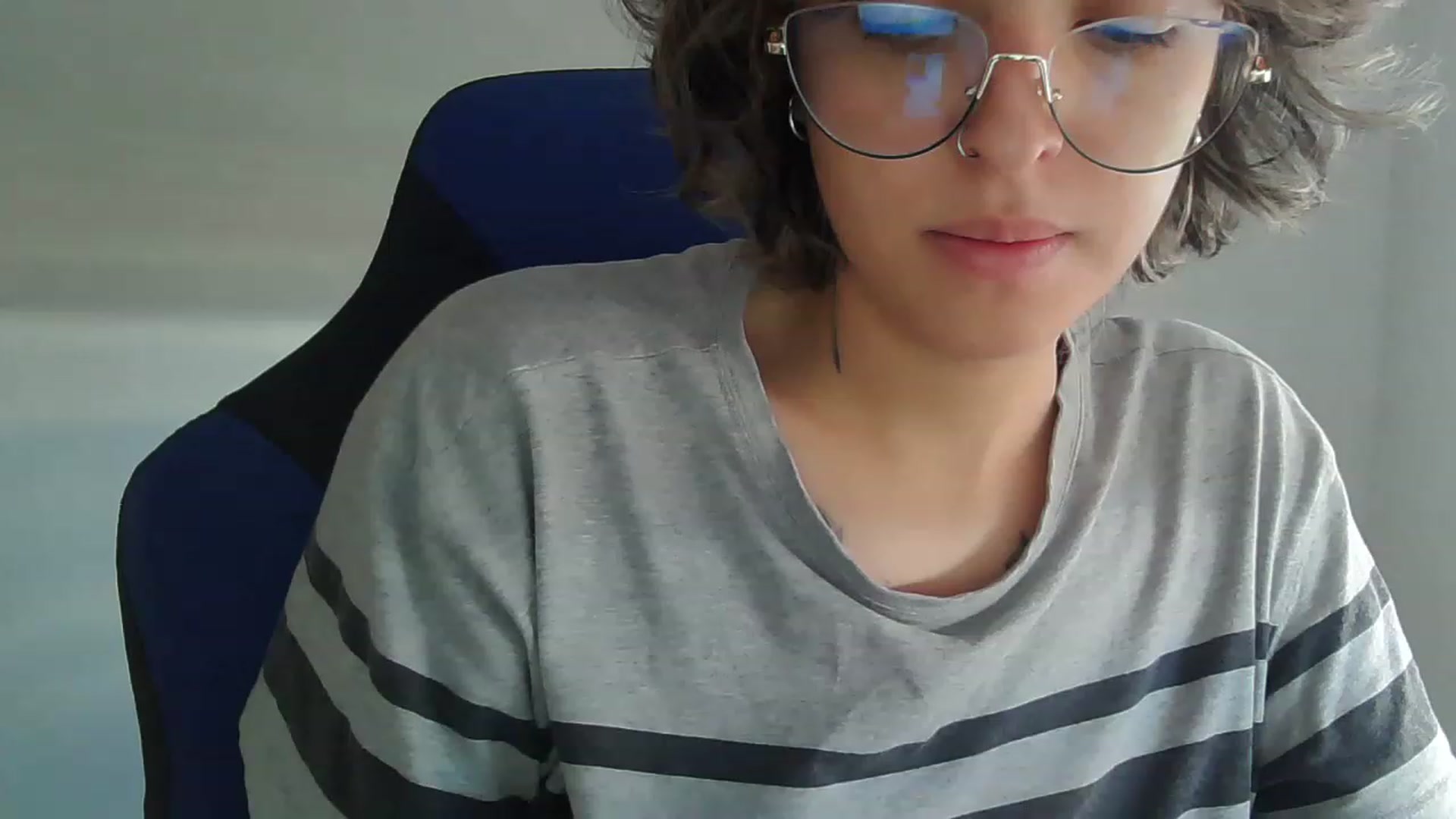 Gallery image thumbnail from fionacarter's myfreecams stream on, 05/31/2023, 16:00 image 12 of 20