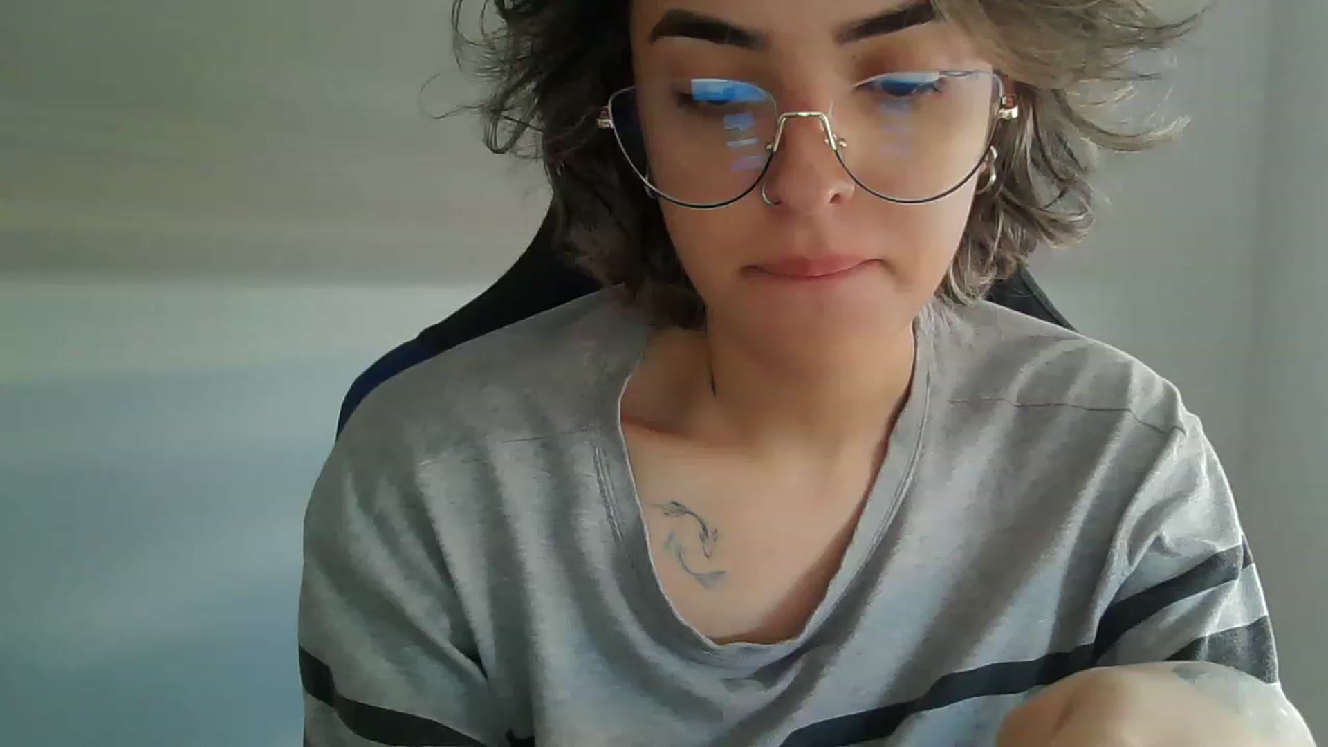 Gallery image thumbnail from fionacarter's myfreecams stream on, 05/31/2023, 16:00 image 20 of 20