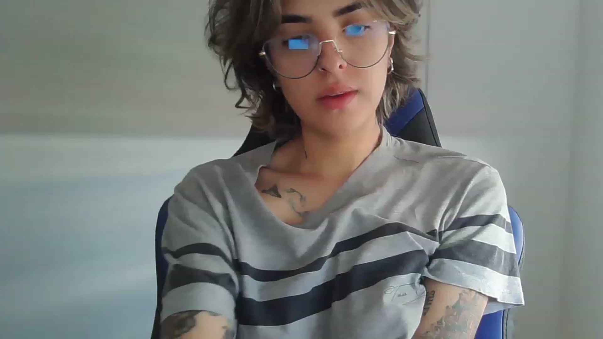 Gallery image thumbnail from fionacarter's myfreecams stream on, 05/31/2023, 16:00 image 5 of 20