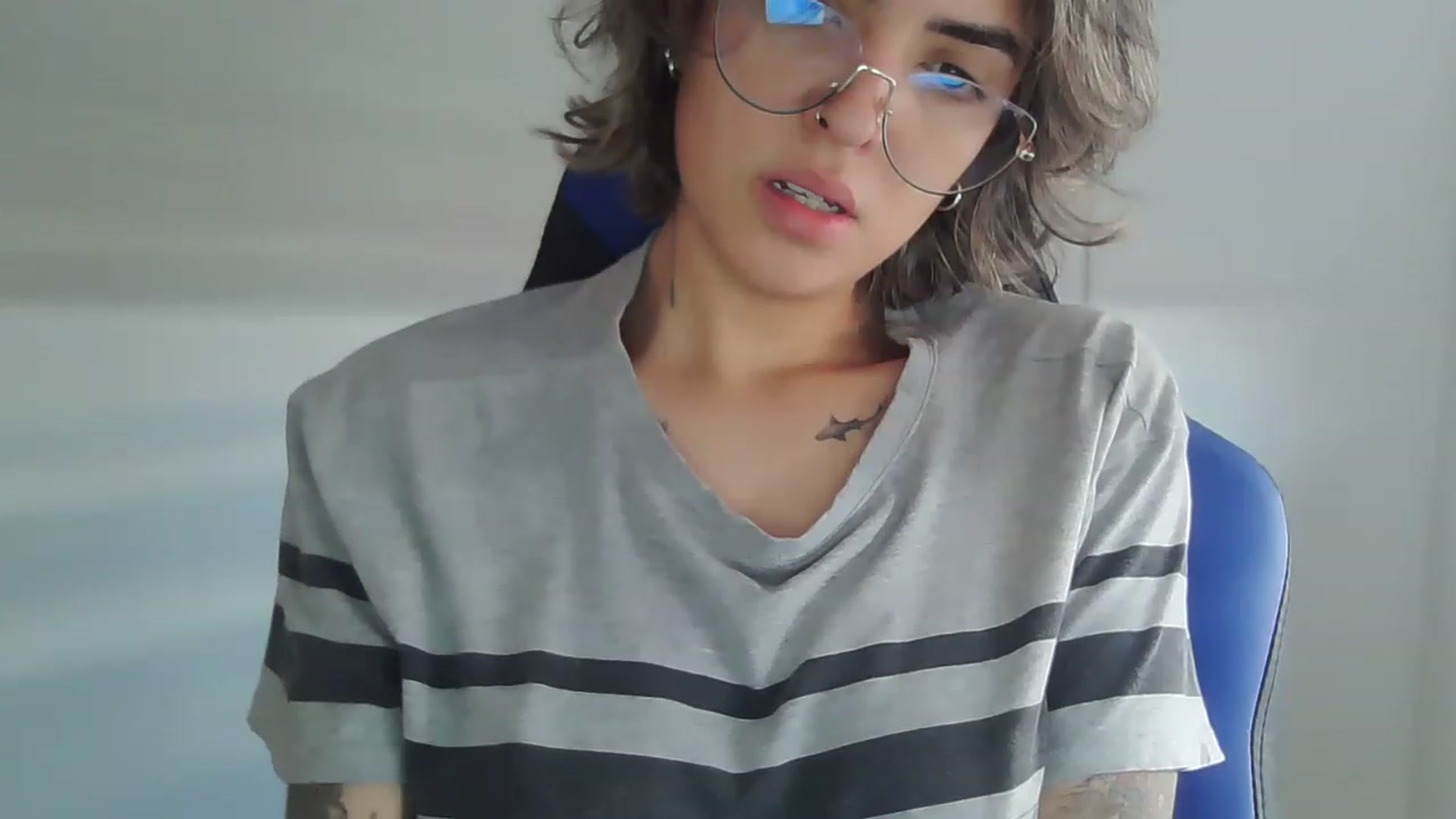 Gallery image thumbnail from fionacarter's myfreecams stream on, 05/31/2023, 16:22 image 13 of 20