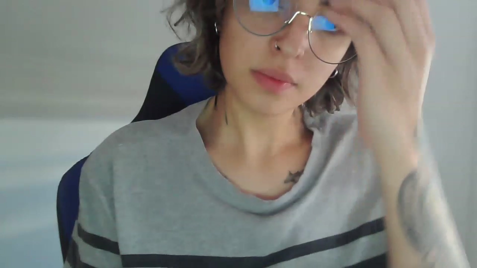 Gallery image thumbnail from fionacarter's myfreecams stream on, 05/31/2023, 16:22 image 16 of 20