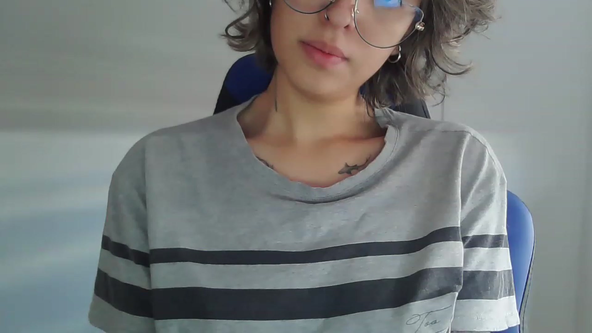Gallery image thumbnail from fionacarter's myfreecams stream on, 05/31/2023, 16:22 image 17 of 20