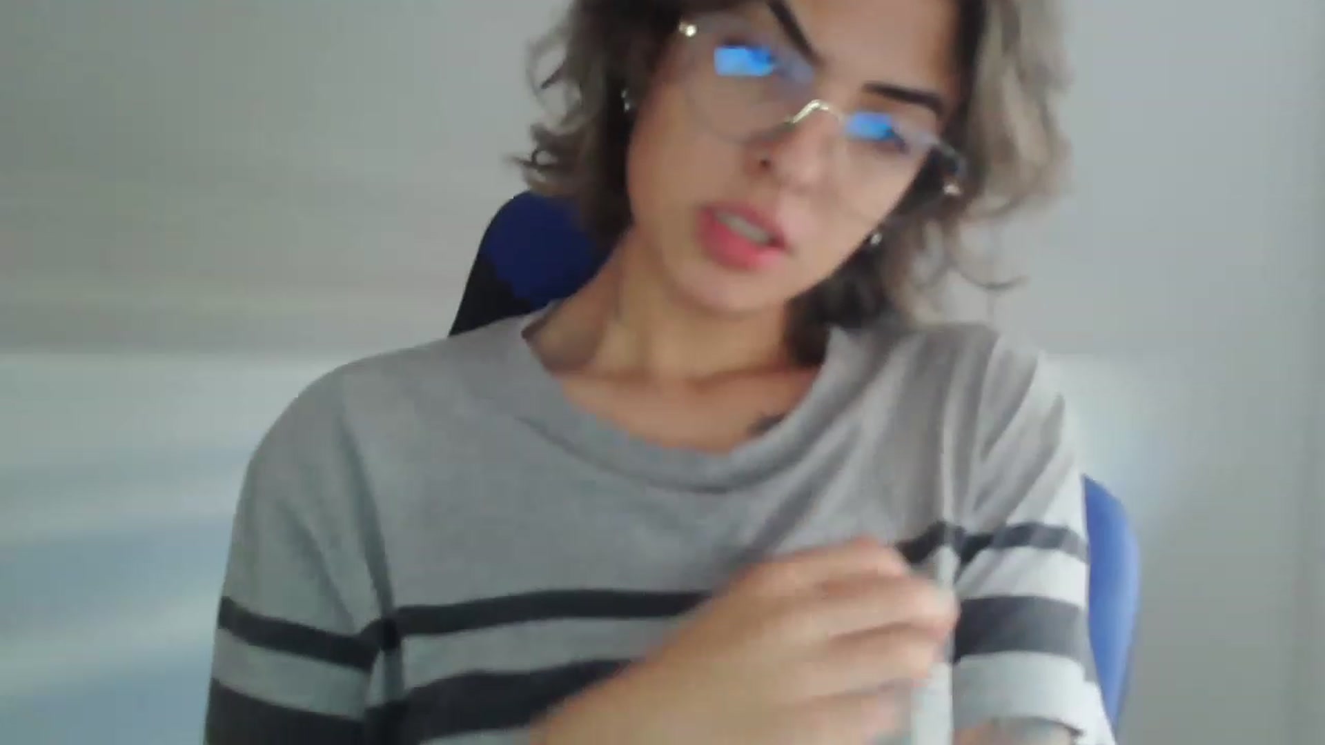 Gallery image thumbnail from fionacarter's myfreecams stream on, 05/31/2023, 16:22 image 18 of 20
